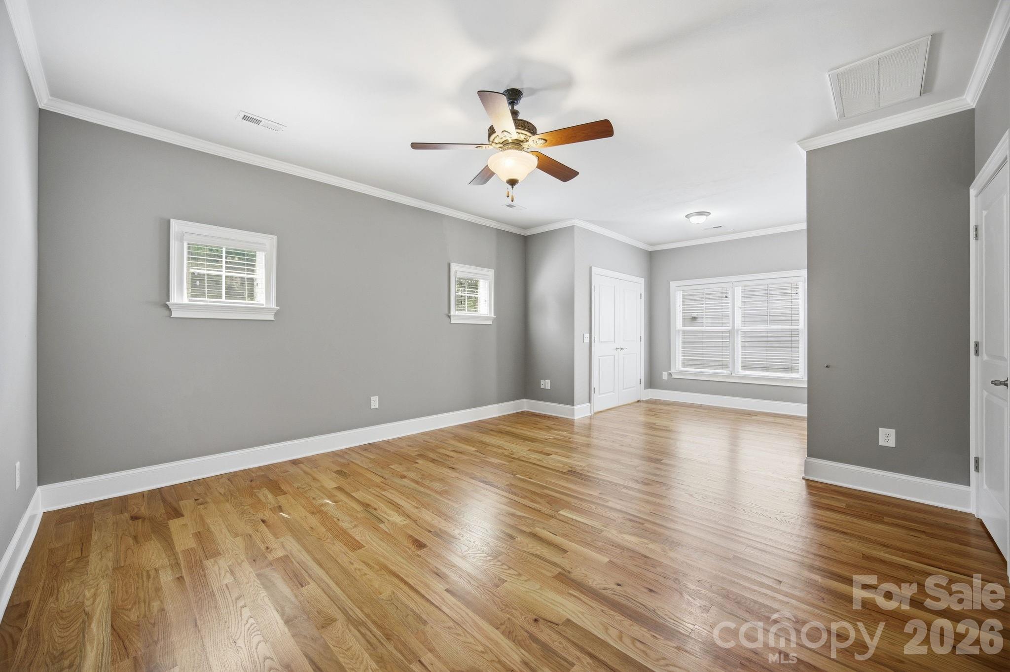 425 Spring Street Property Photo 26