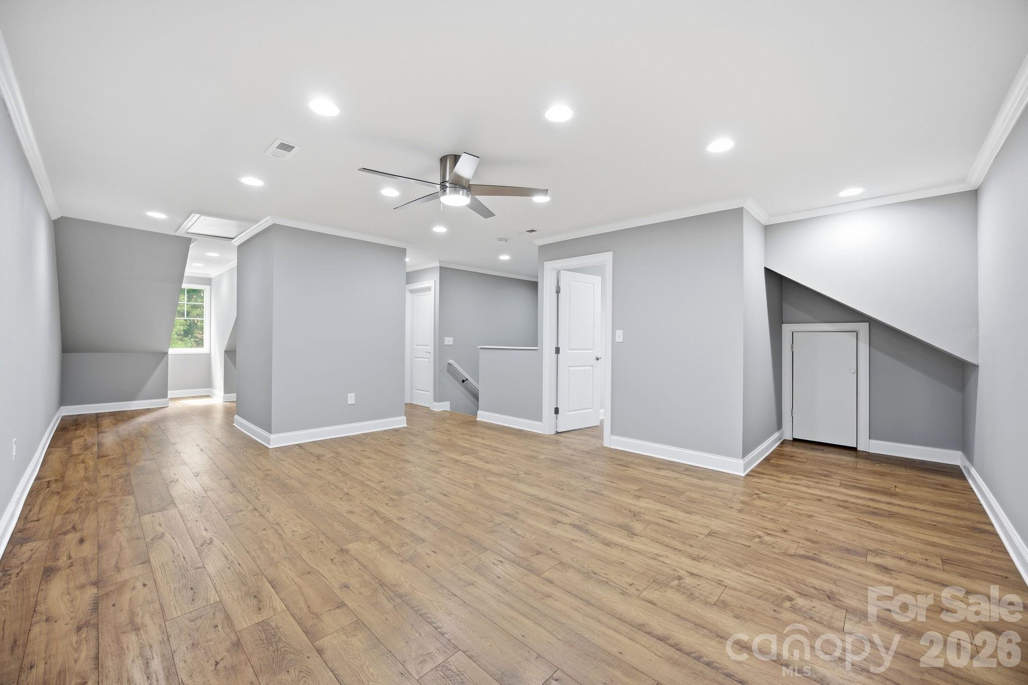 425 Spring Street Property Photo 40