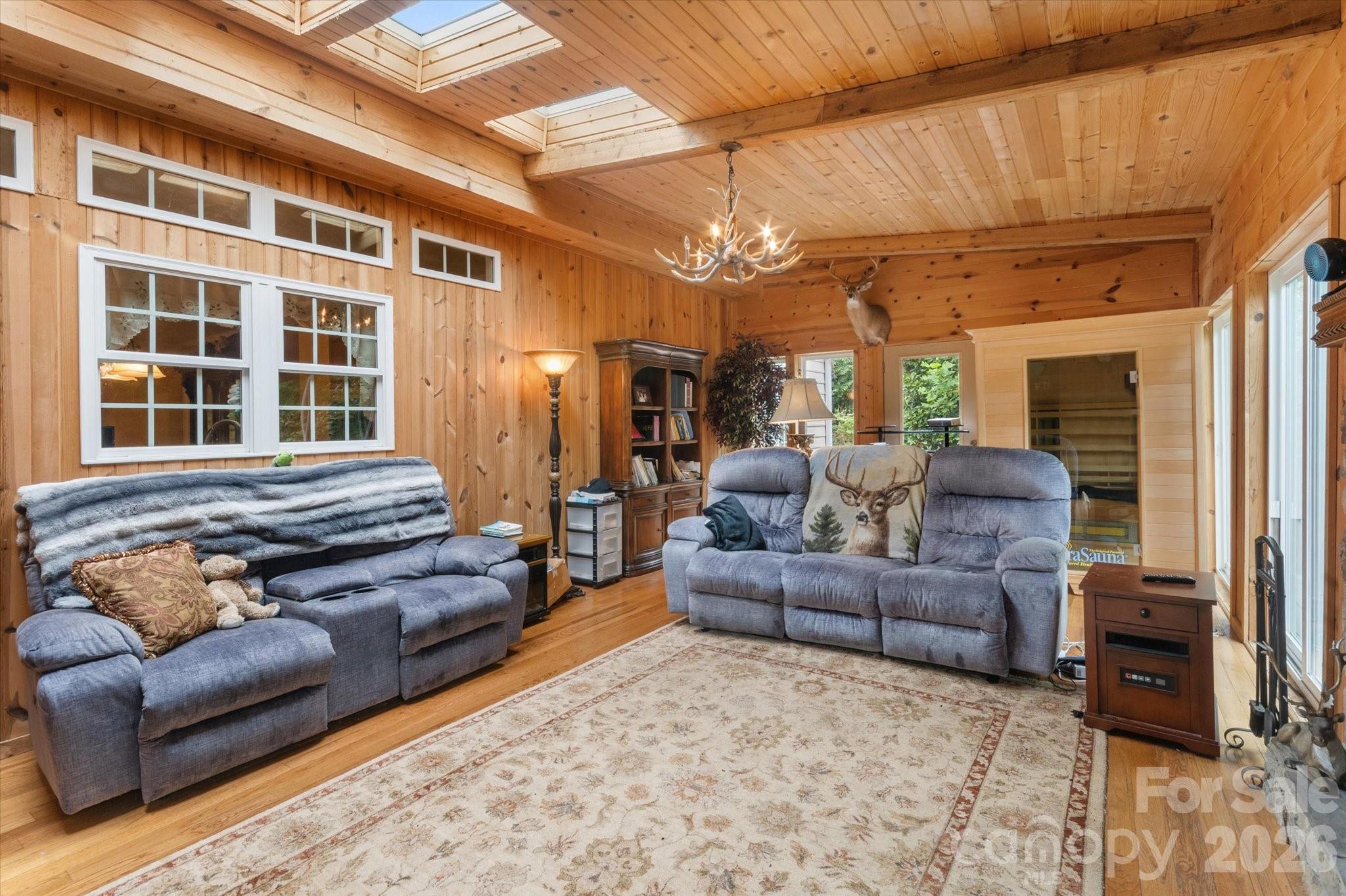115 Barton Road Property Photo 8
