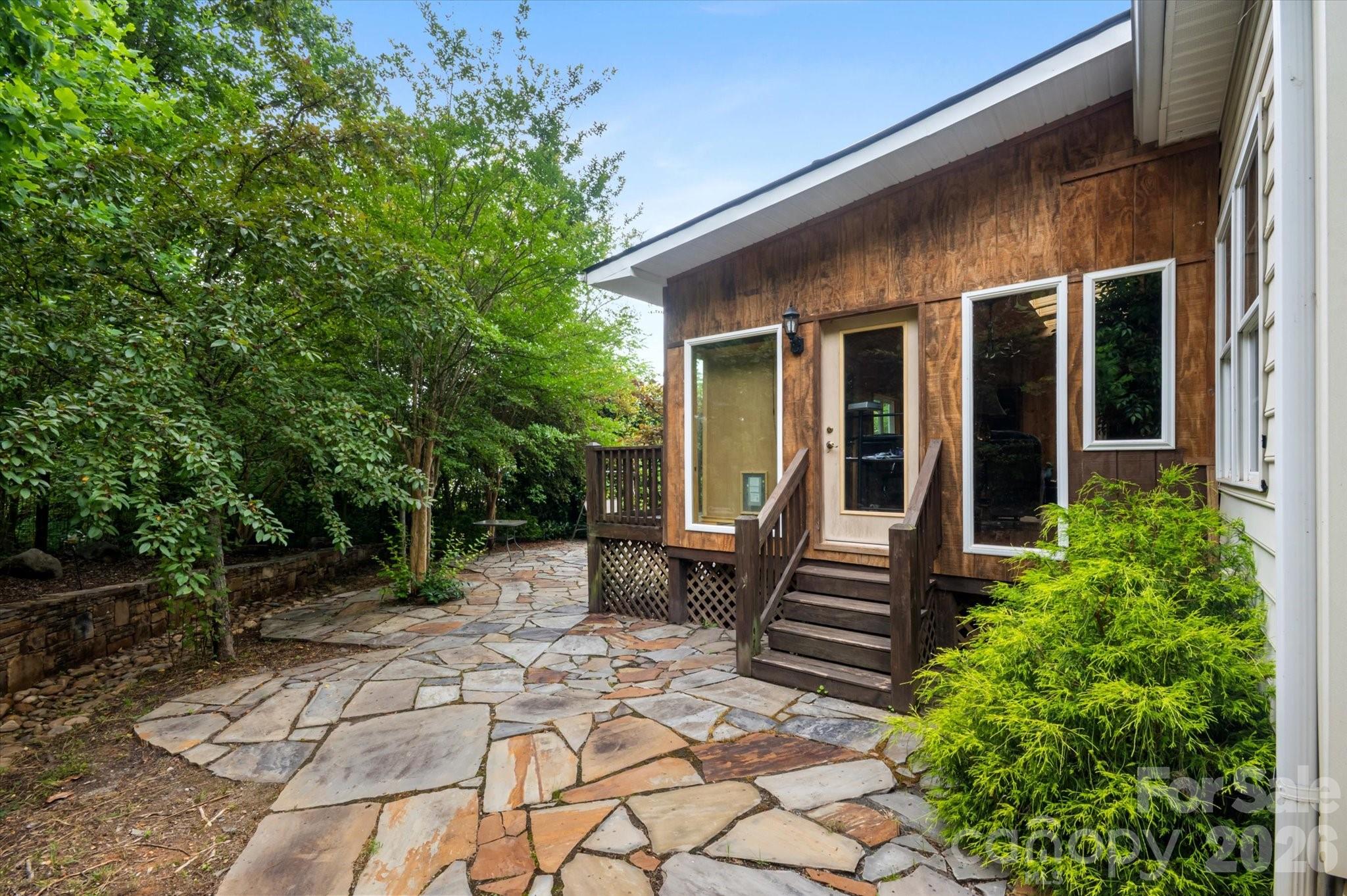 115 Barton Road Property Photo 10