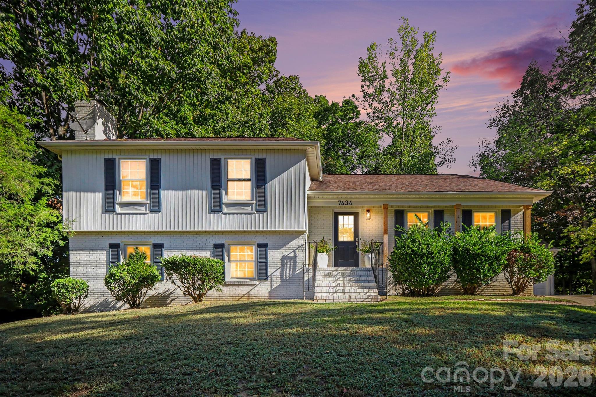 7434 Kilcullen Drive Property Photo 1