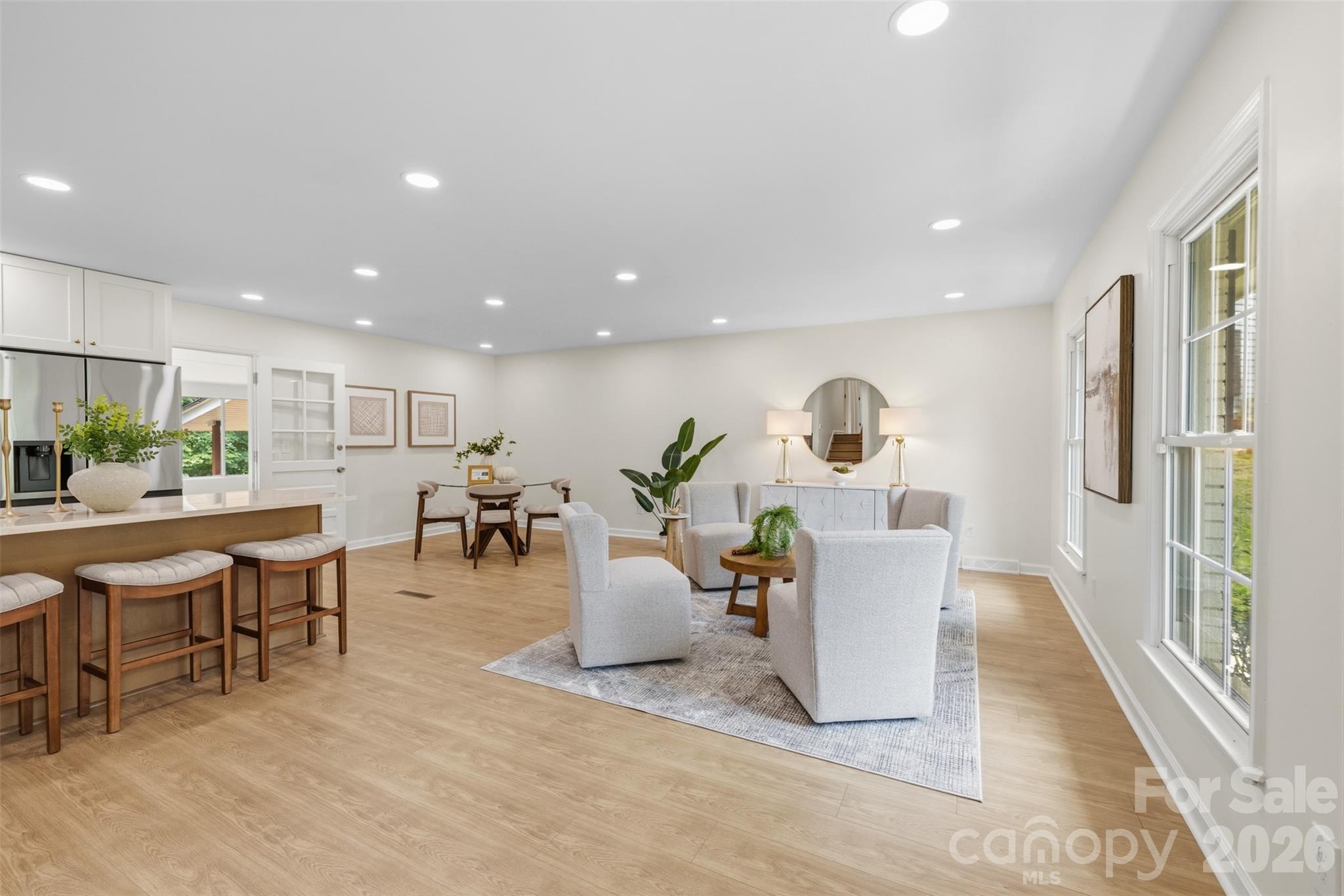 7434 Kilcullen Drive Property Photo 8