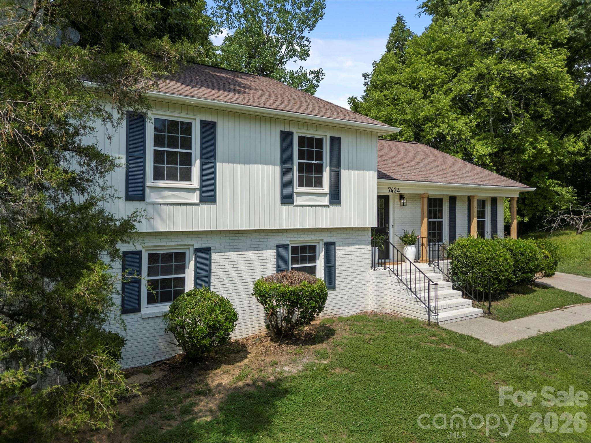 7434 Kilcullen Drive Property Photo 40