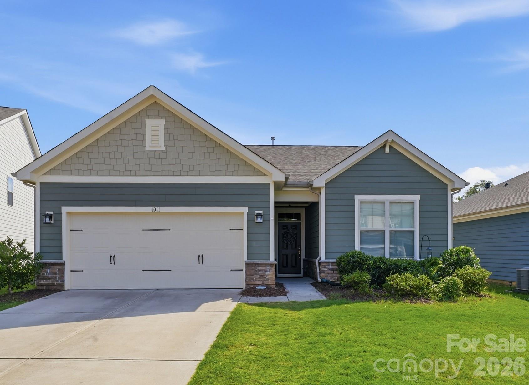 1011 Yearden Lane Property Photo 1