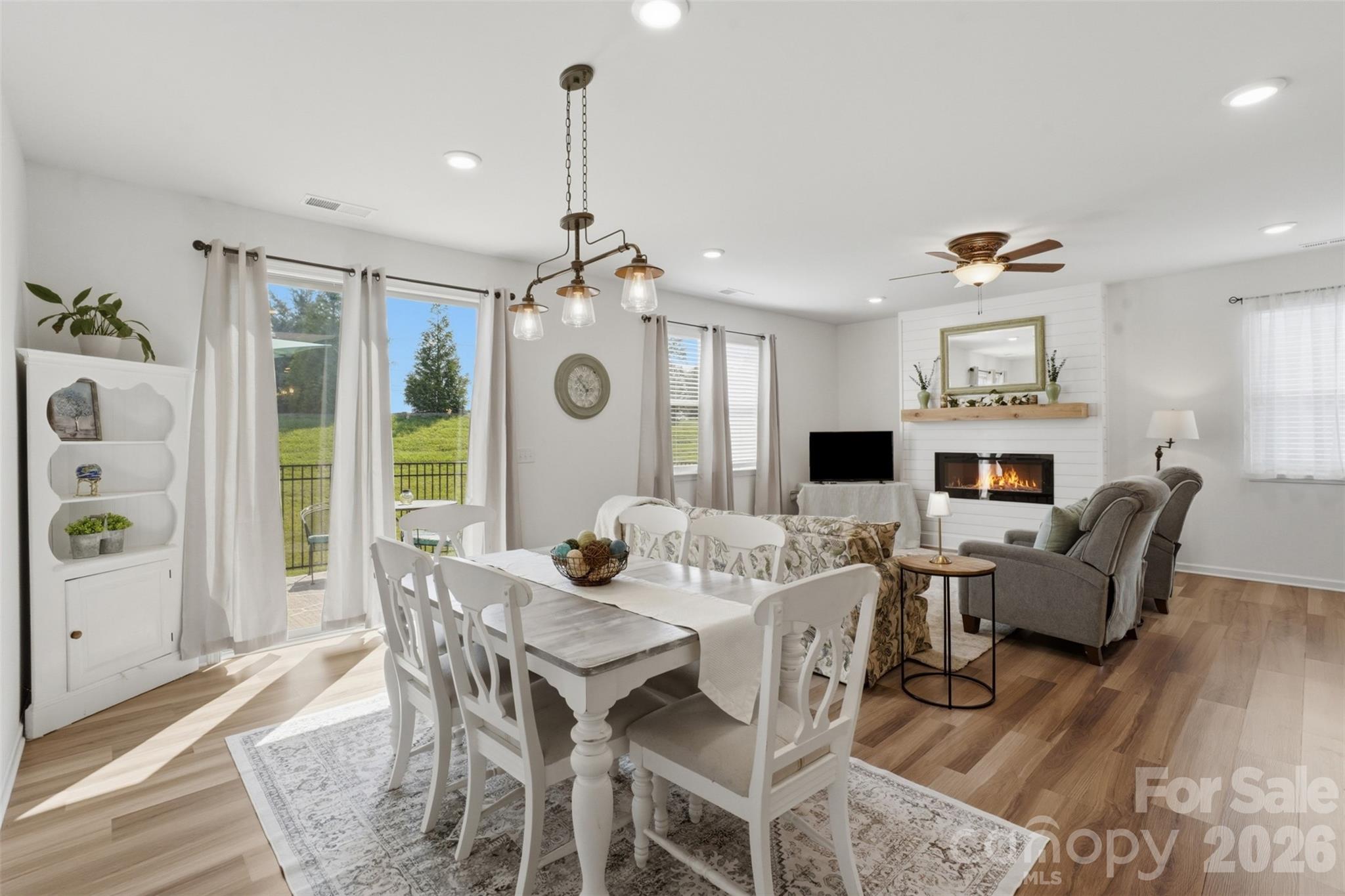 1011 Yearden Lane Property Photo 8