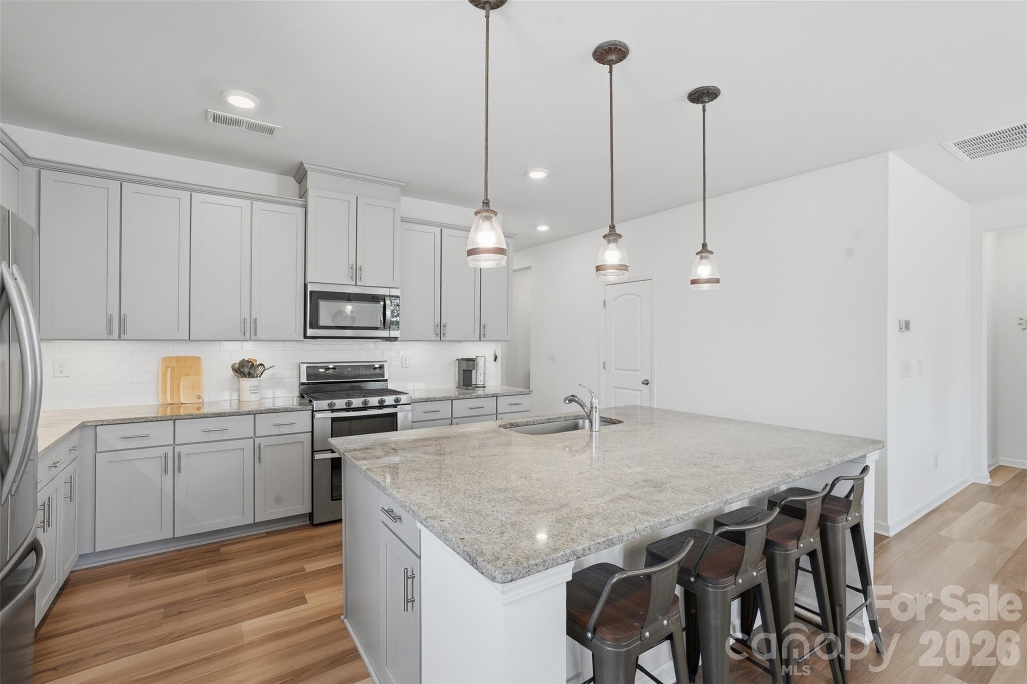 1011 Yearden Lane Property Photo 9