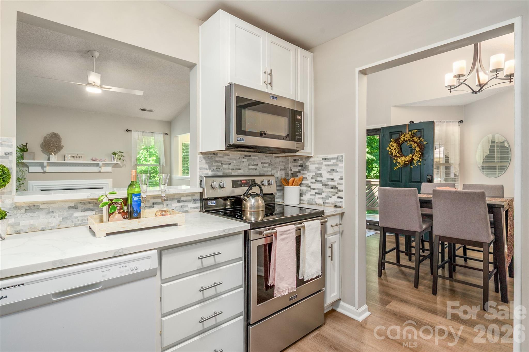 6150 Gray Gate Lane J Property Photo 11