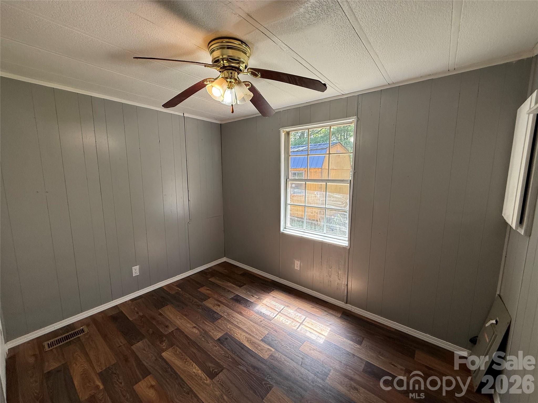 211 Corry Lane Property Photo 20