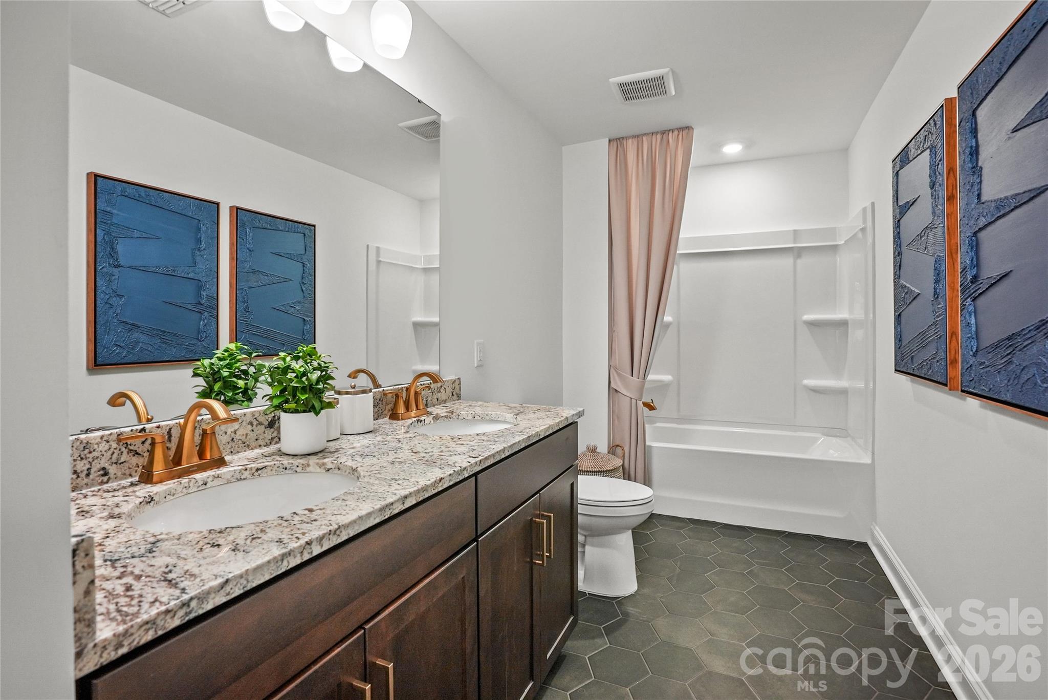 2130 Riverbend Avenue Property Photo 22
