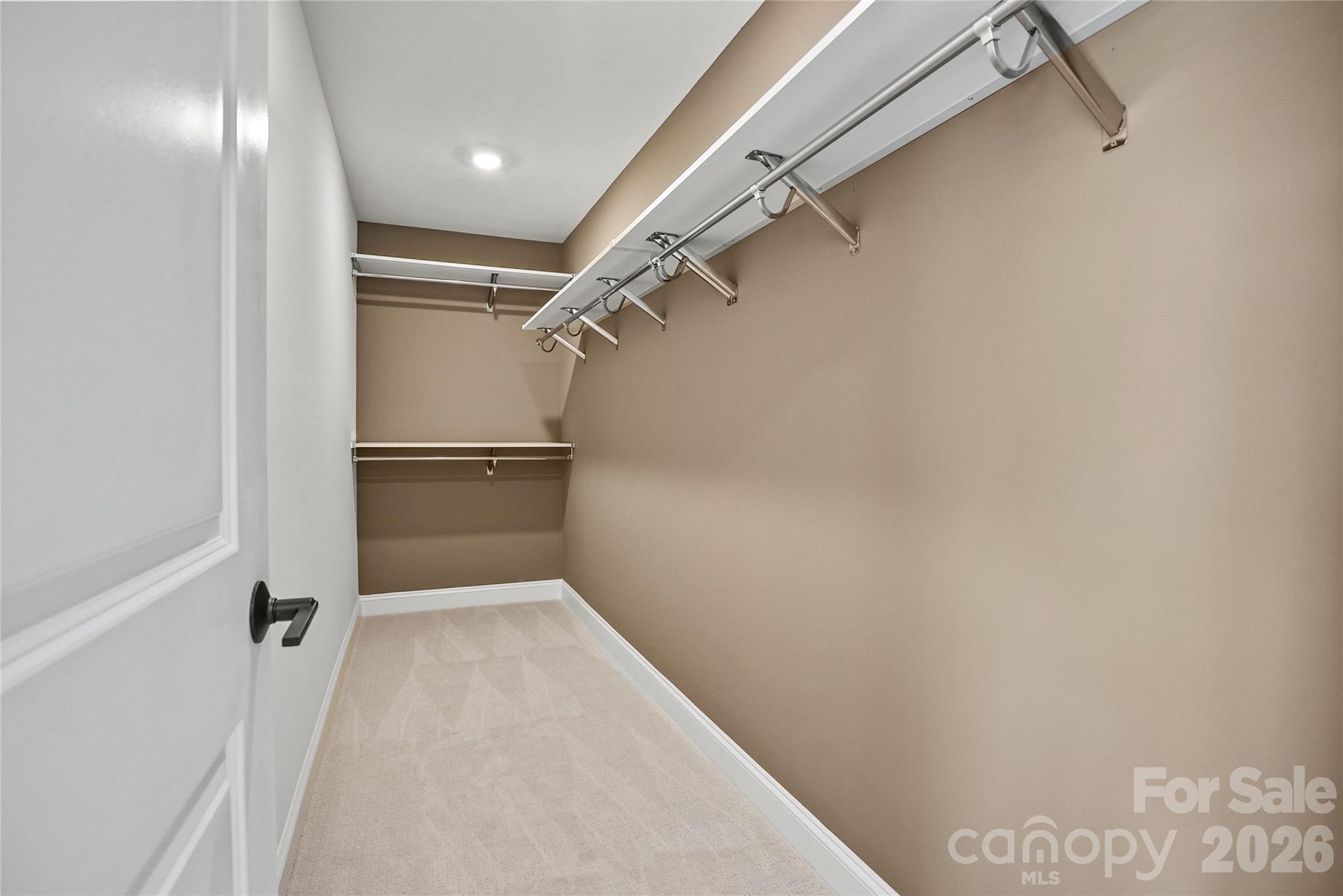 2130 Riverbend Avenue Property Photo 26