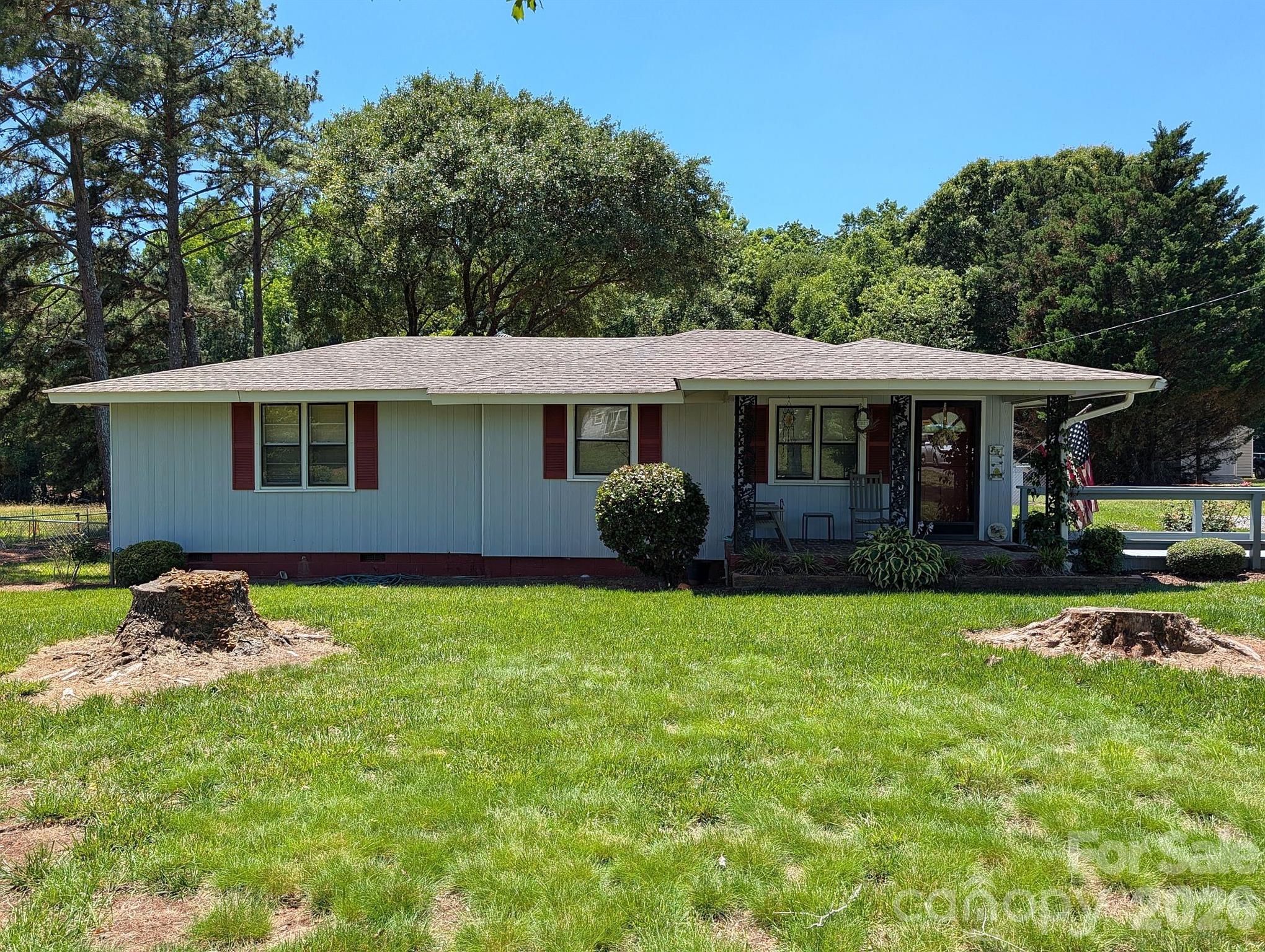 4053 Roddey Road Property Photo 1