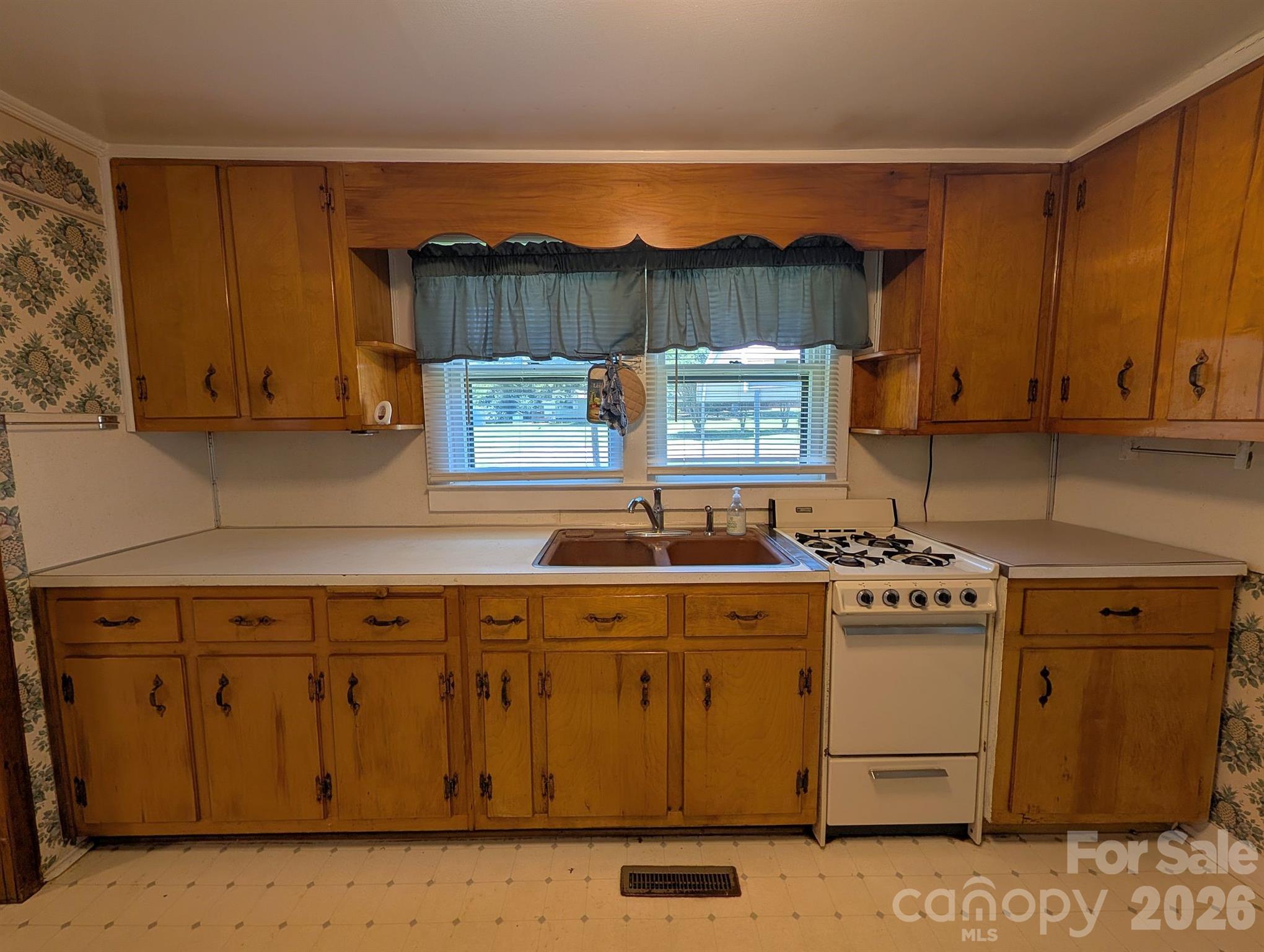 4053 Roddey Road Property Photo 11