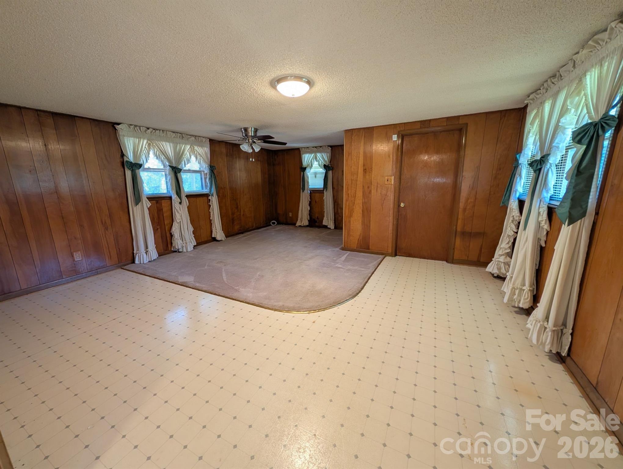 4053 Roddey Road Property Photo 14