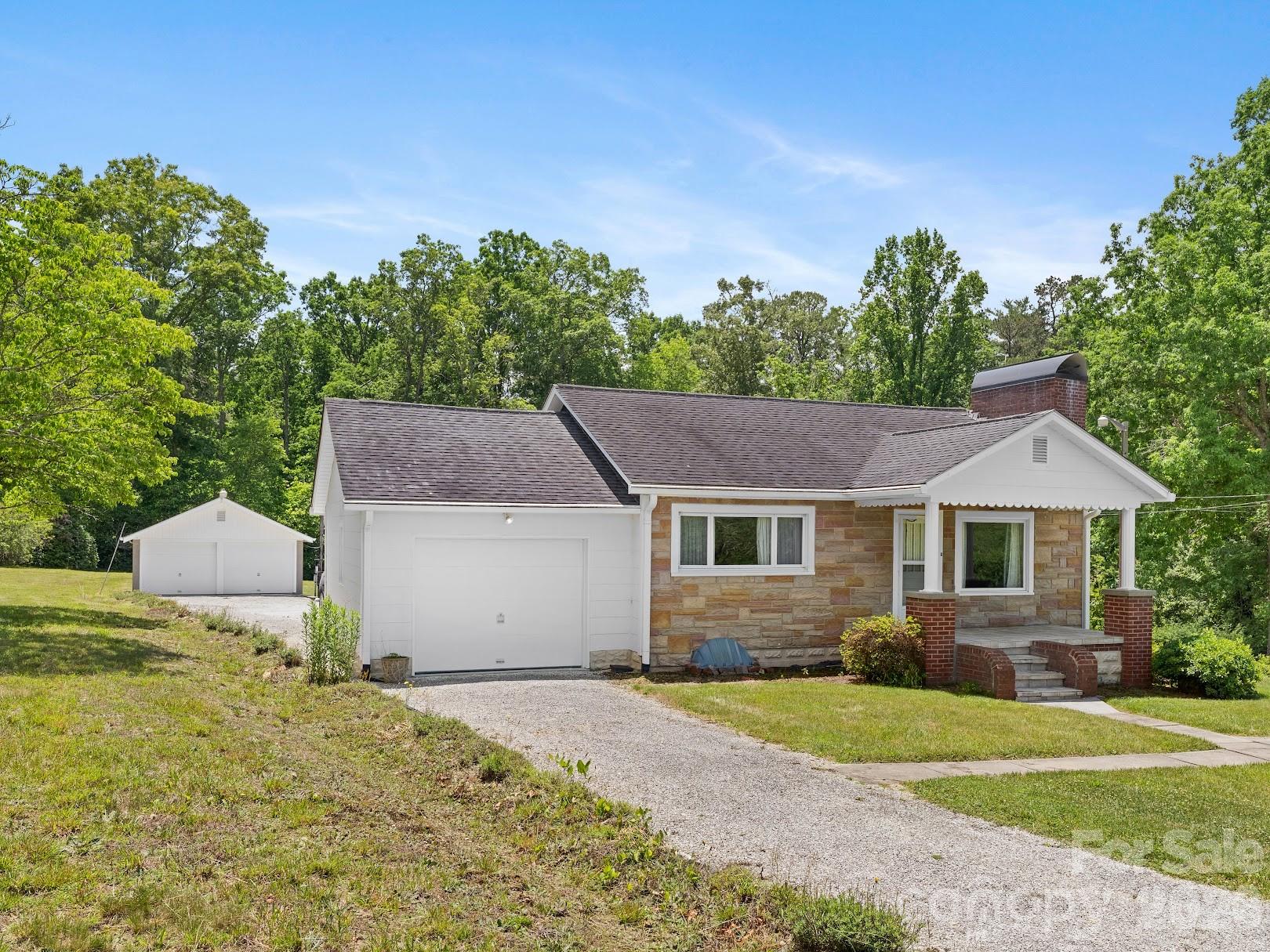 1230 Dana Road Property Photo 6