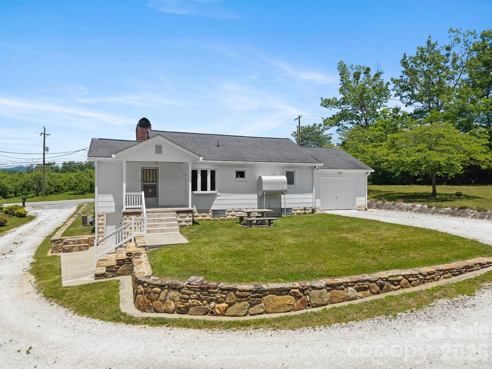 1230 Dana Road Property Photo 7