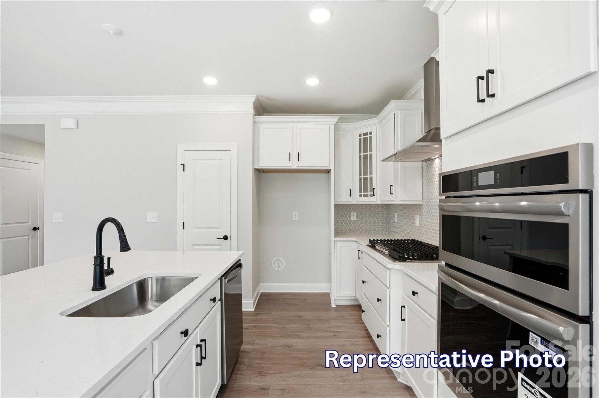 1062 Tradition Club Street Property Photo 17