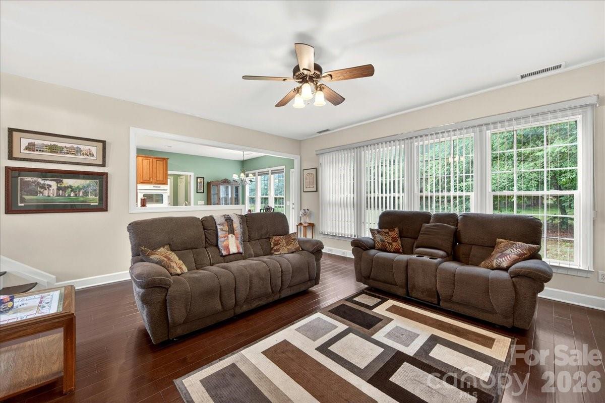 10604 Knight Castle Drive 60 Property Photo 15