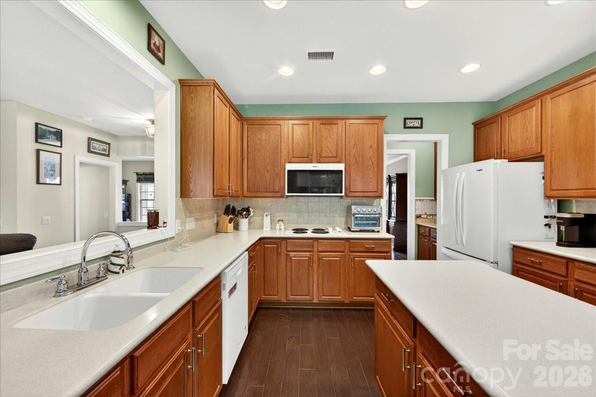10604 Knight Castle Drive 60 Property Photo 19