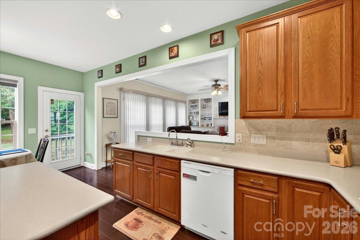 10604 Knight Castle Drive 60 Property Photo 21