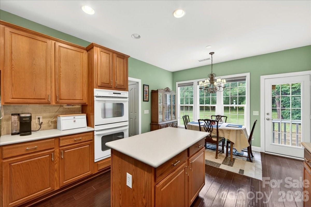 10604 Knight Castle Drive 60 Property Photo 23