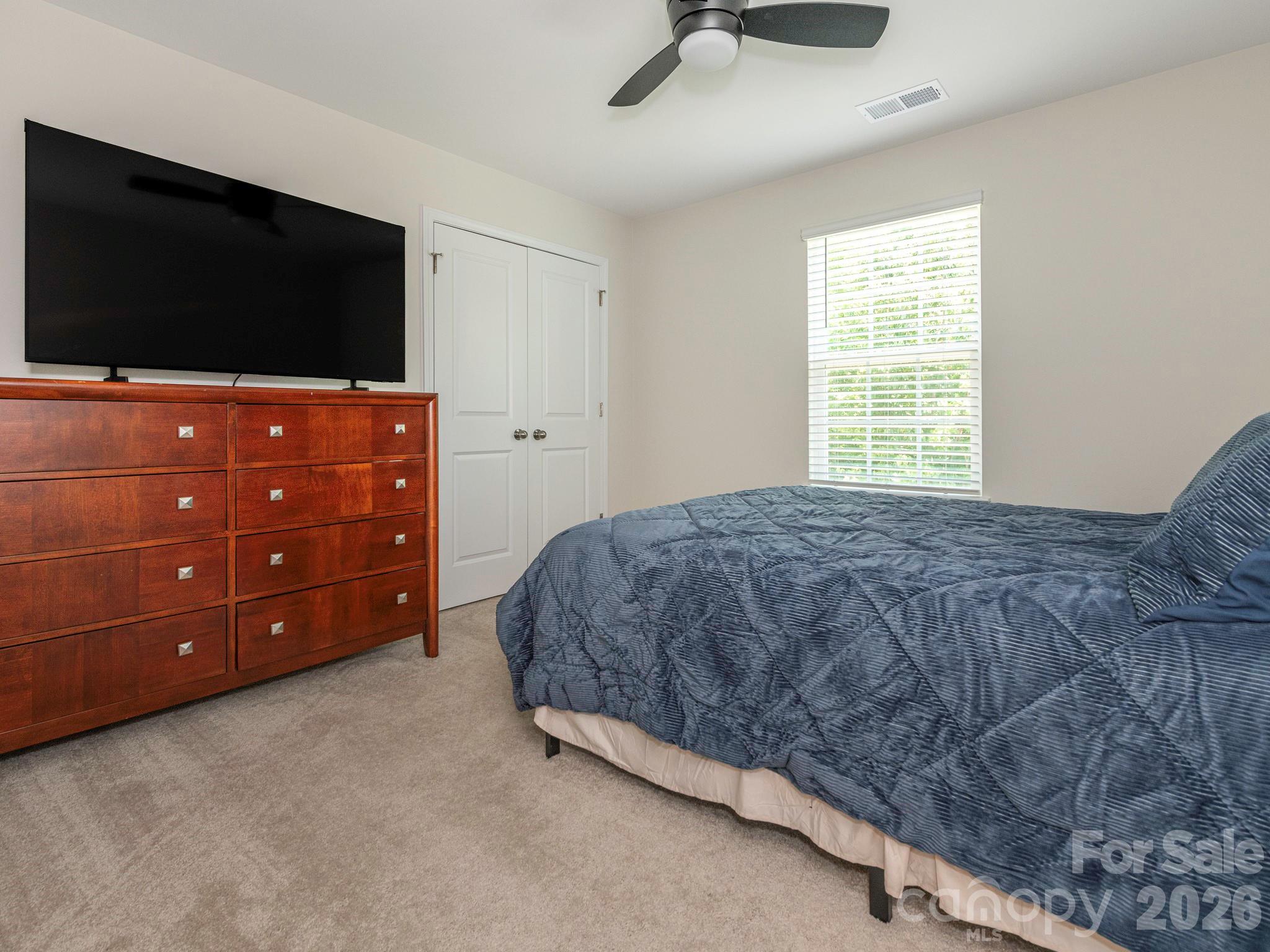 388 Kennerly Center Drive Property Photo 28