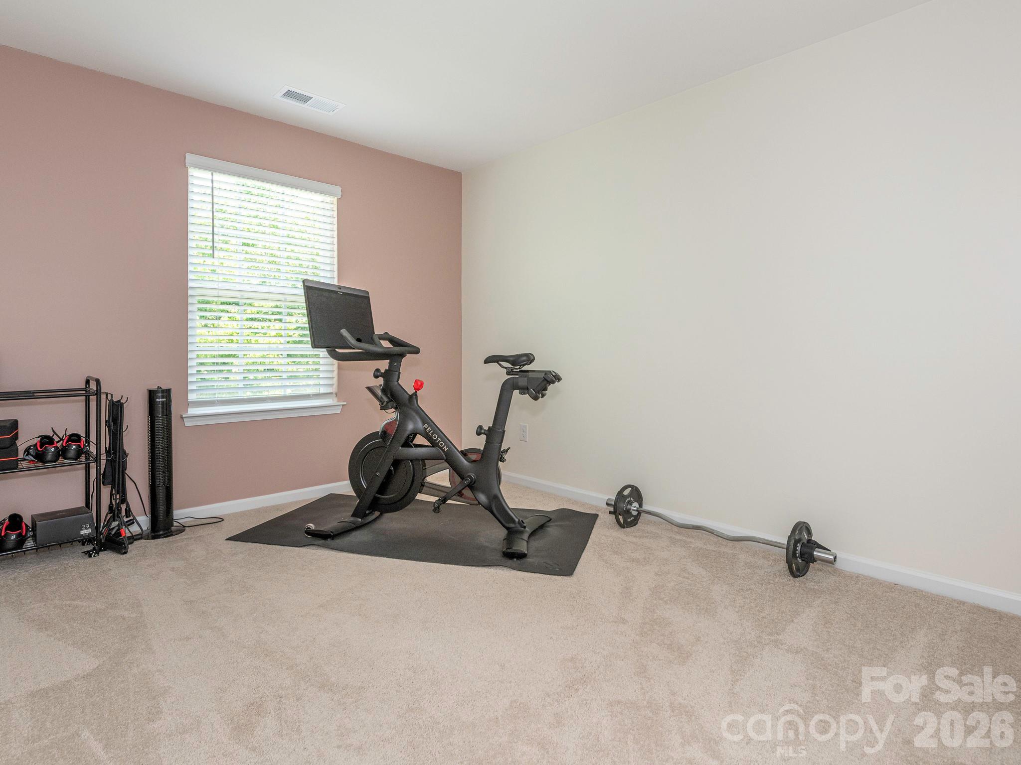 388 Kennerly Center Drive Property Photo 33