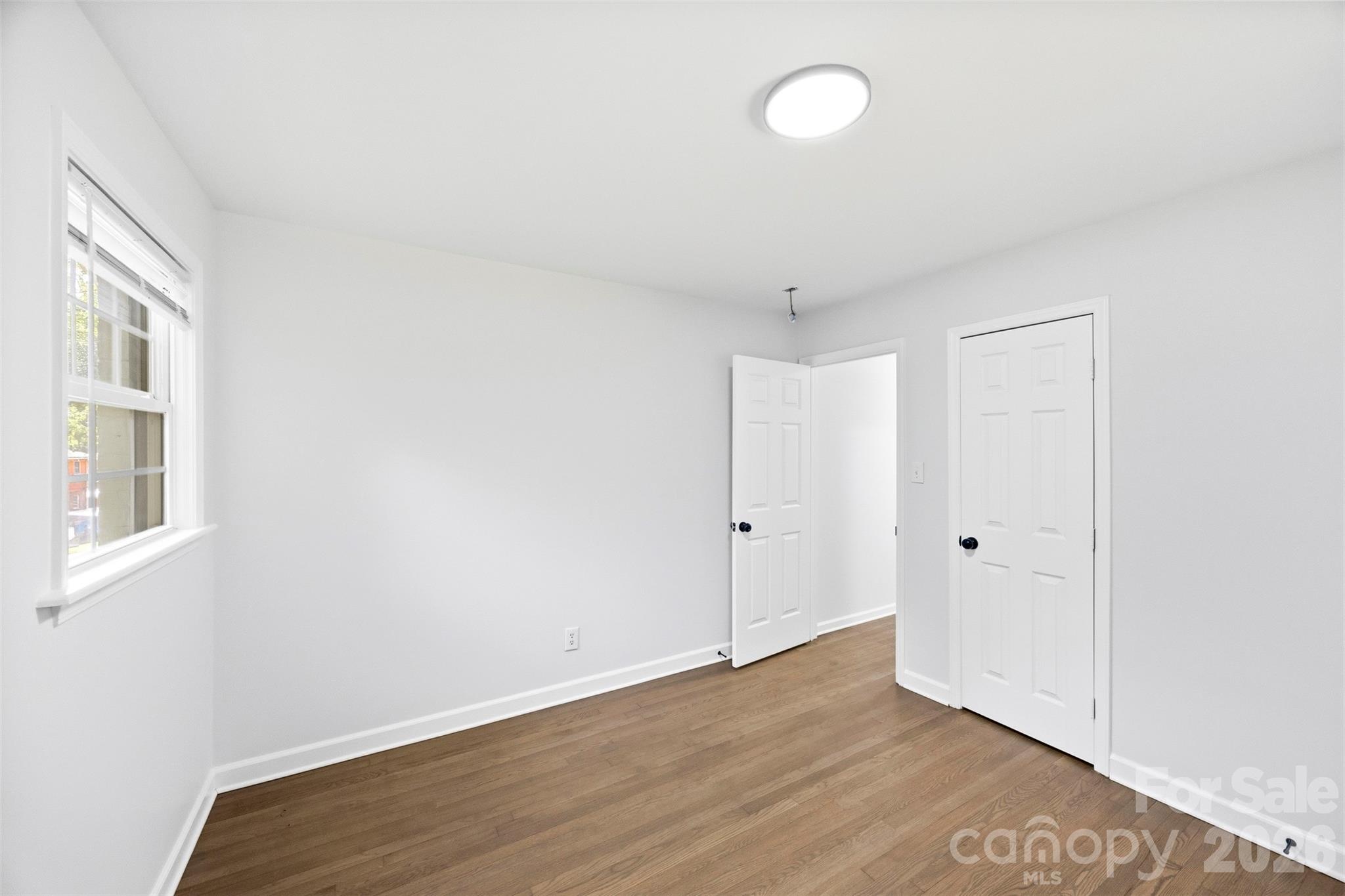 1047 White Plains Road Property Photo 17