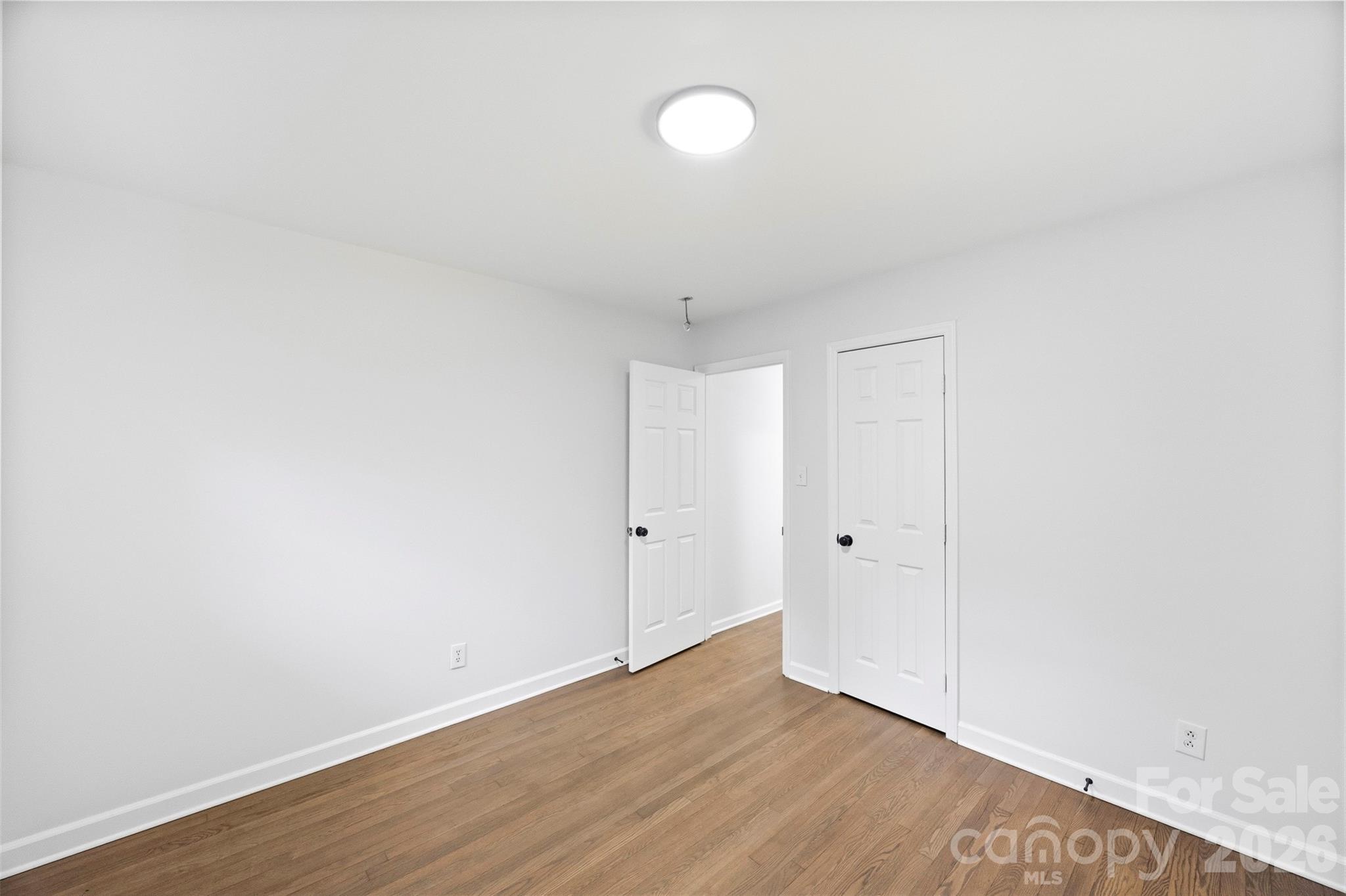 1047 White Plains Road Property Photo 19