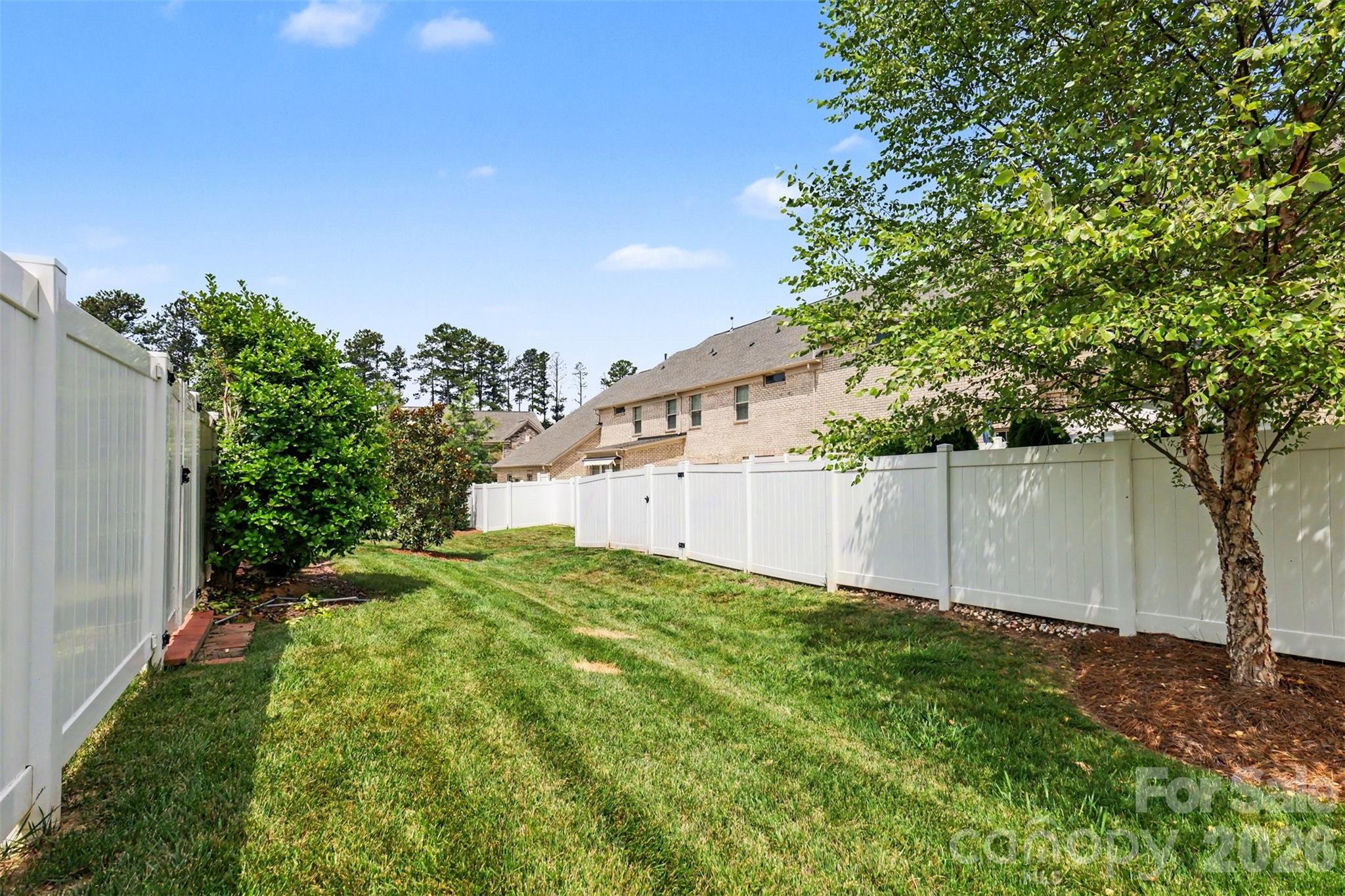 5012 Forest Hills Place Property Photo 30