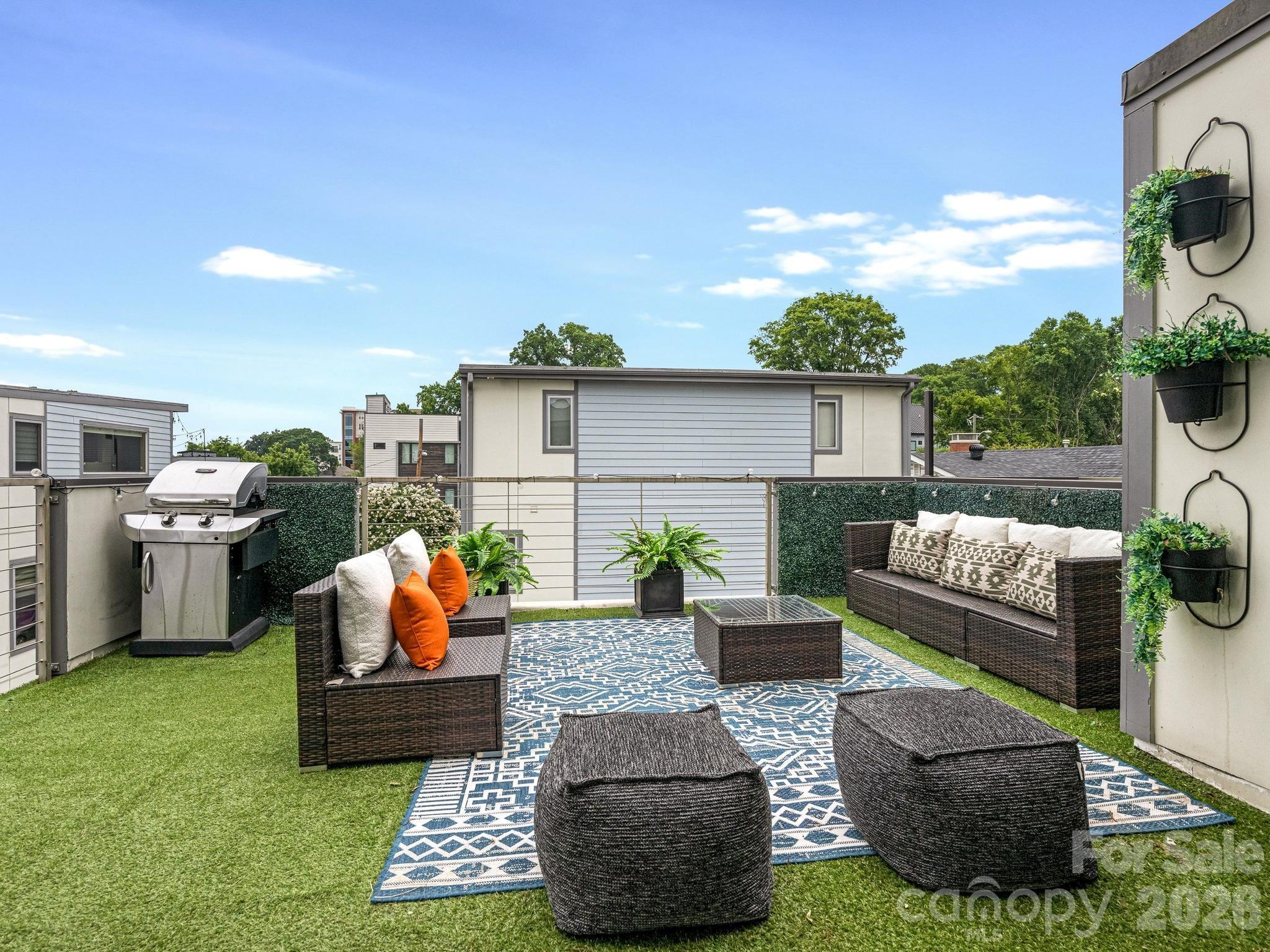 915 Westbrook Drive Property Photo 17