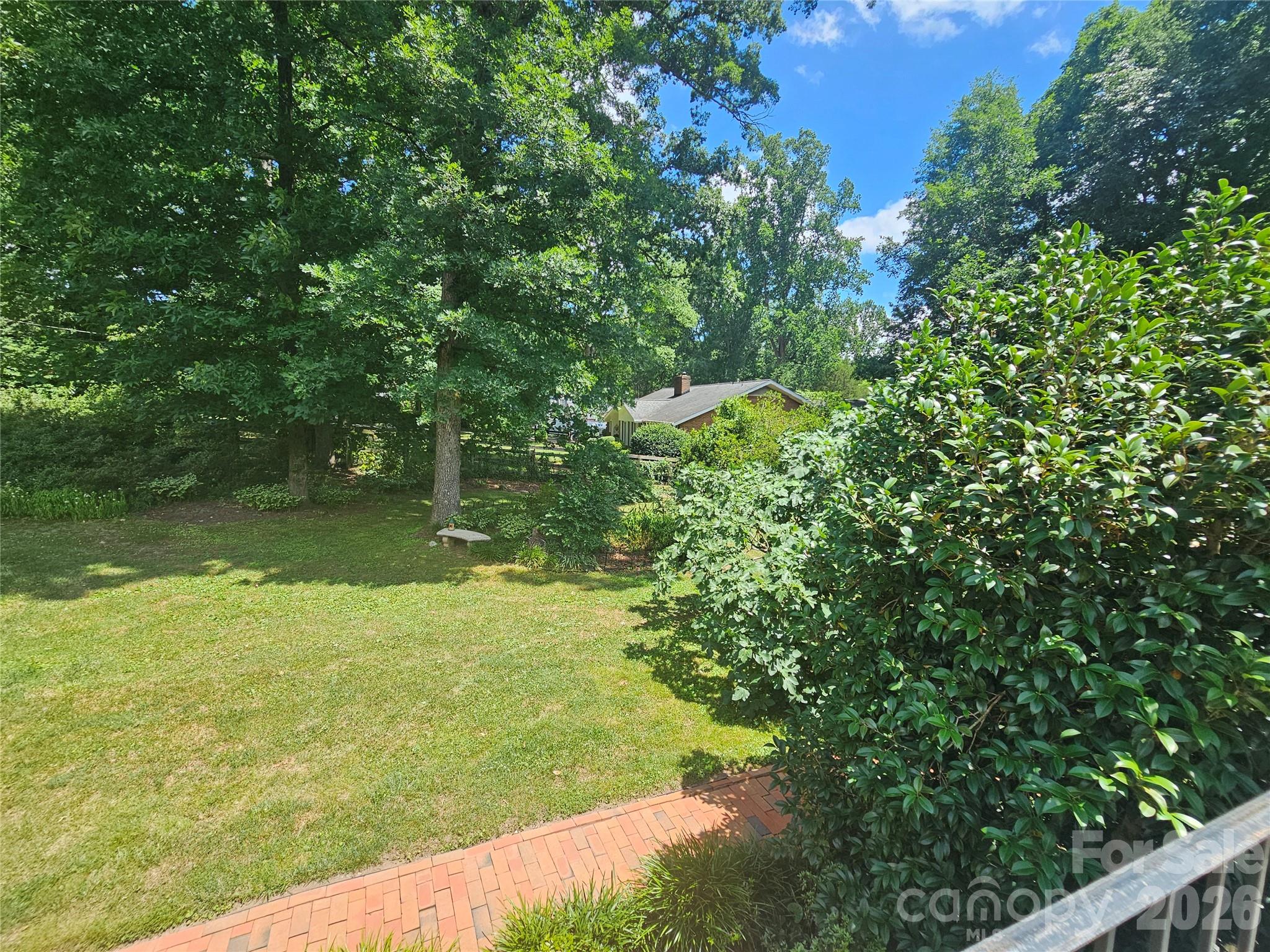 201 Country Club Circle Property Photo 43
