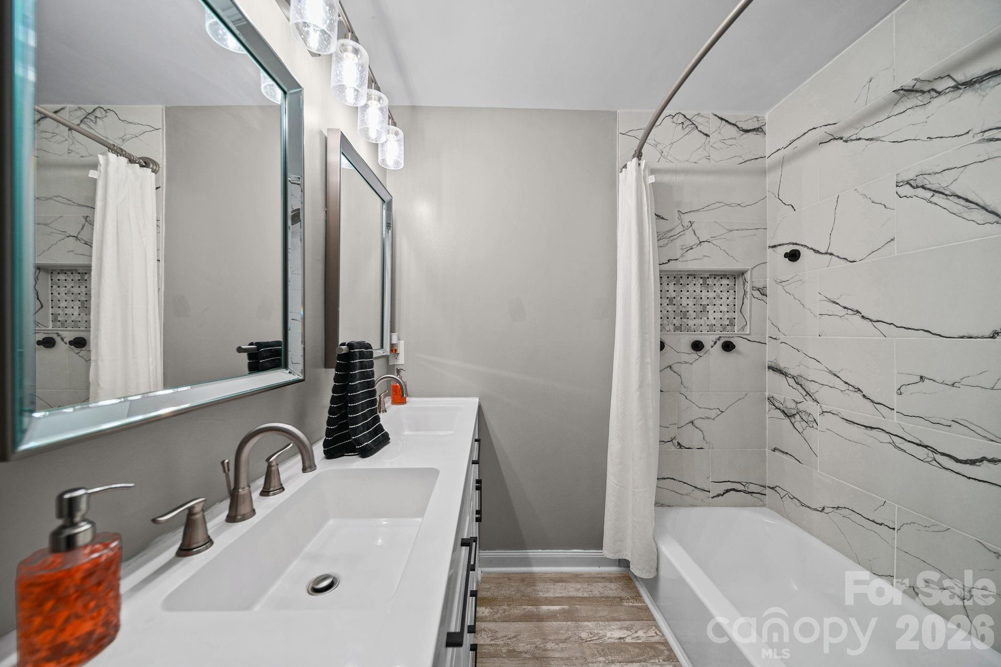 406 S Magnolia Street Property Photo 16