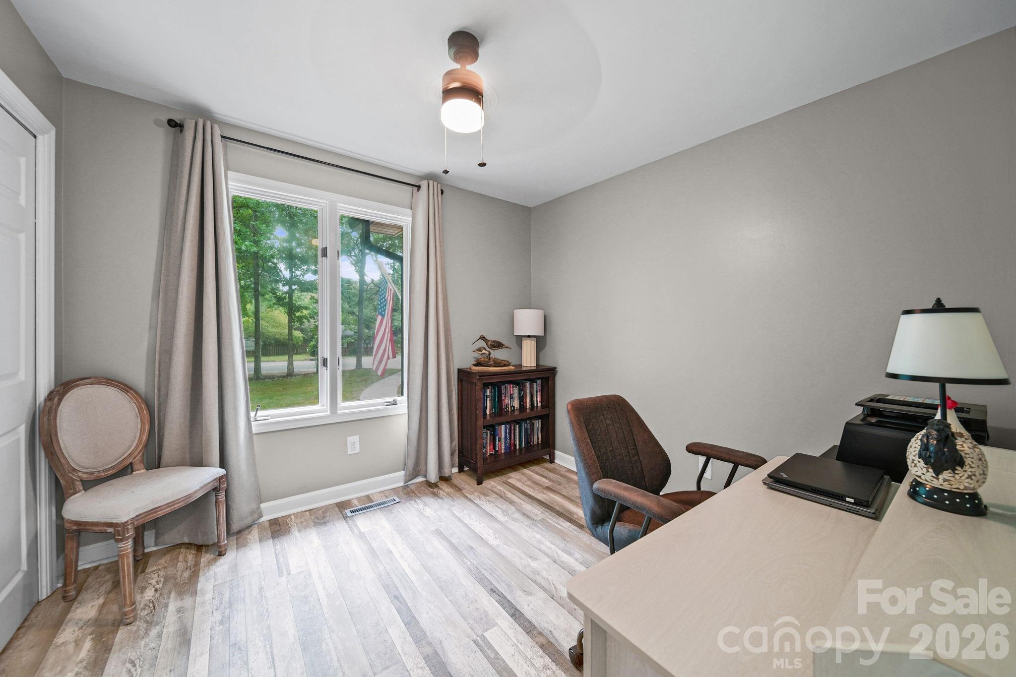 406 S Magnolia Street Property Photo 17