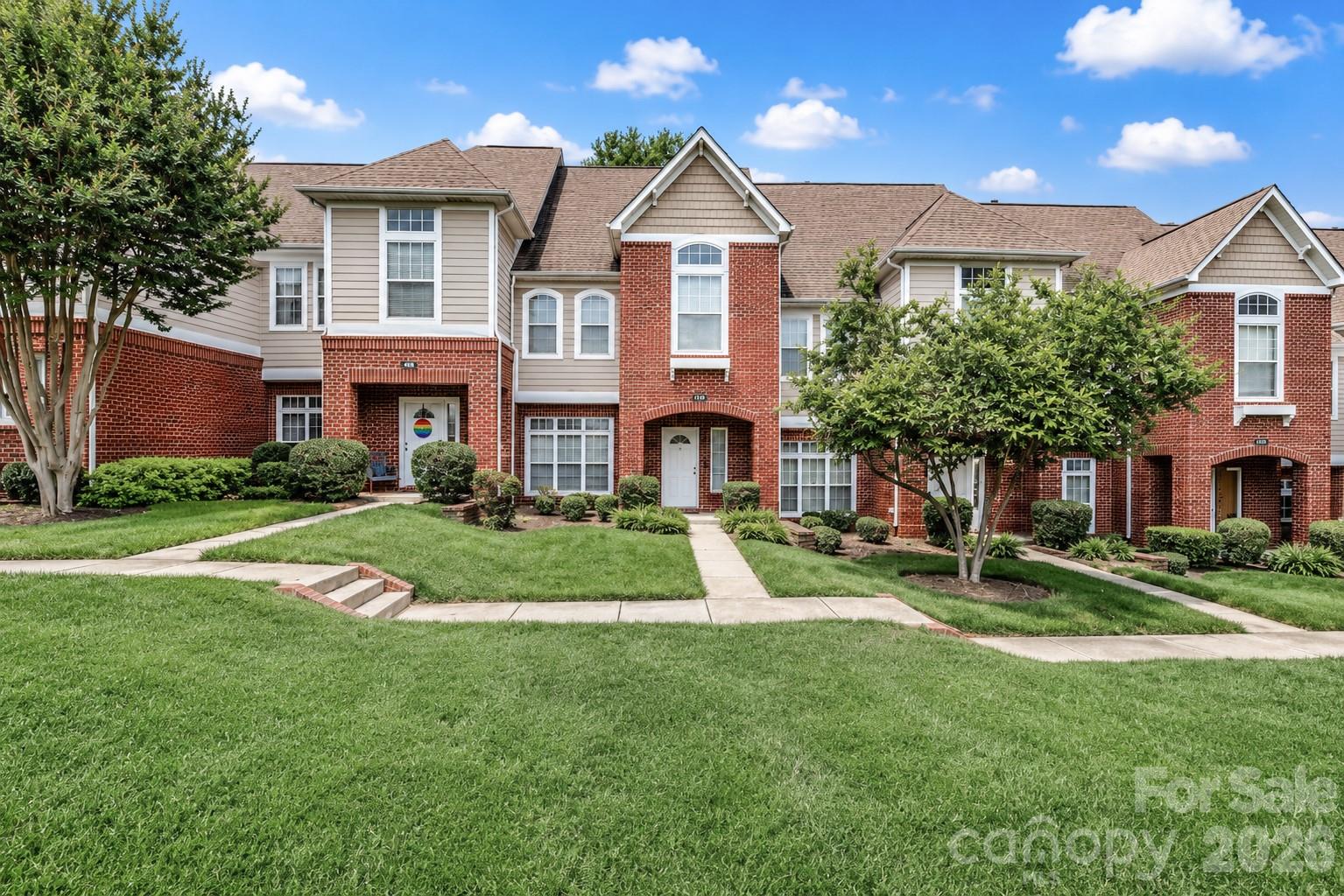 1139 Central Park Circle Property Photo 1