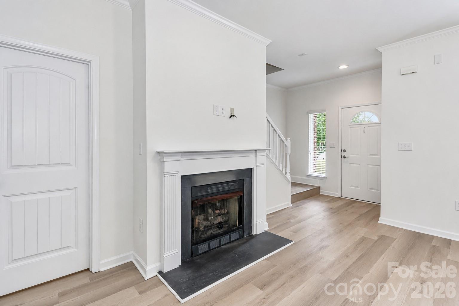 1139 Central Park Circle Property Photo 4