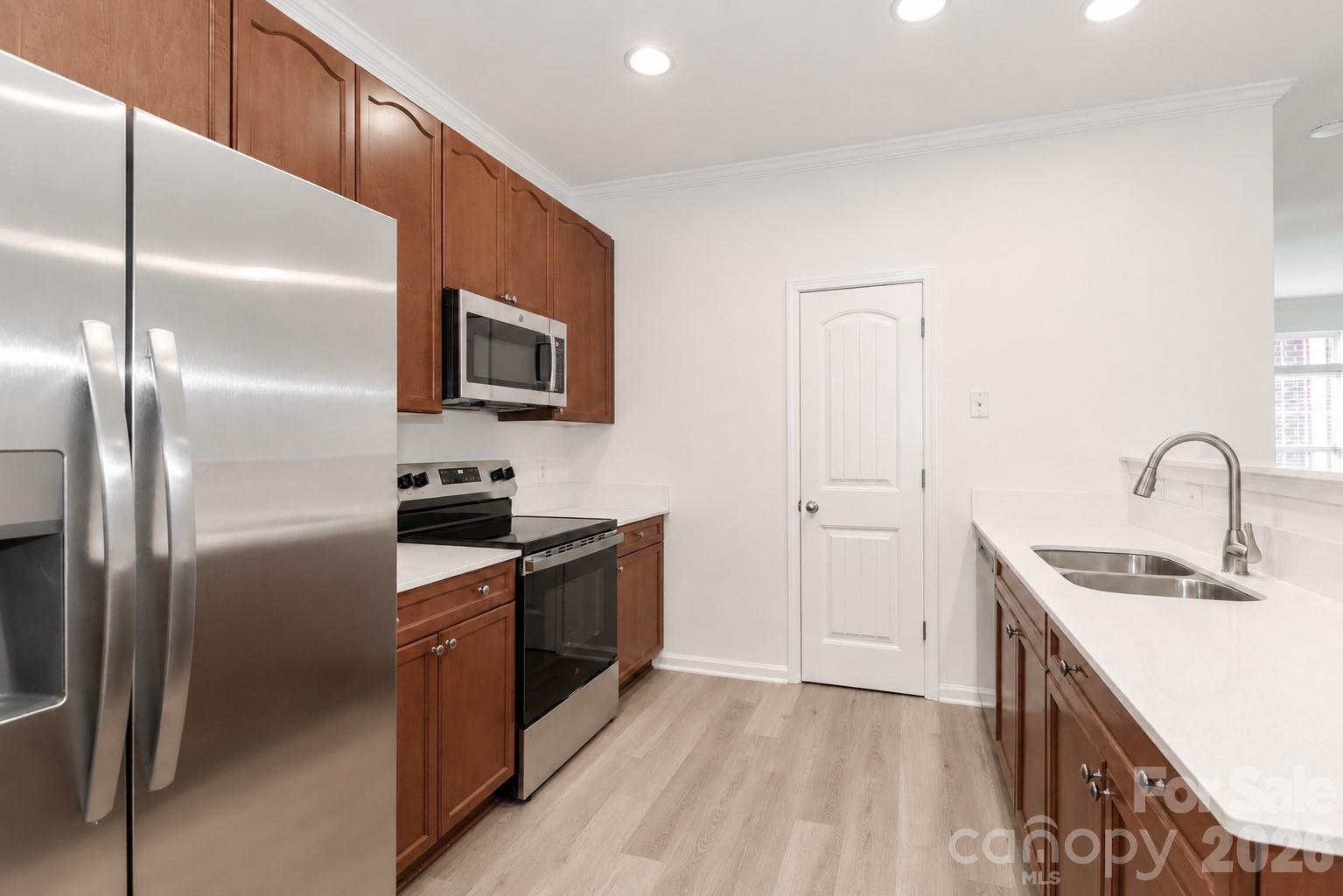 1139 Central Park Circle Property Photo 11