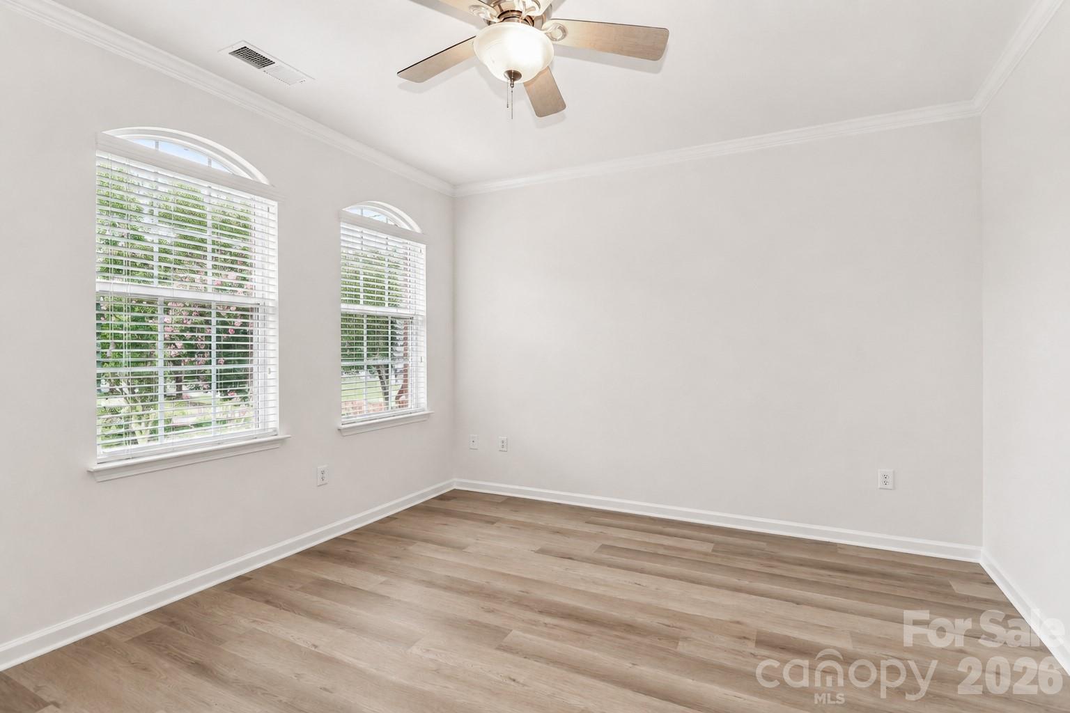 1139 Central Park Circle Property Photo 14