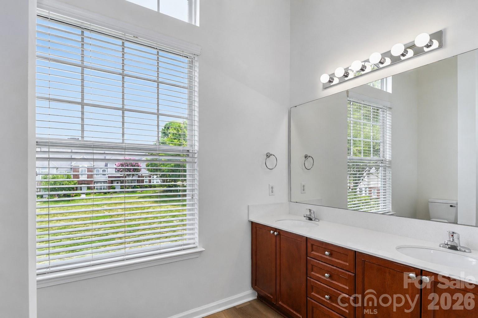 1139 Central Park Circle Property Photo 16
