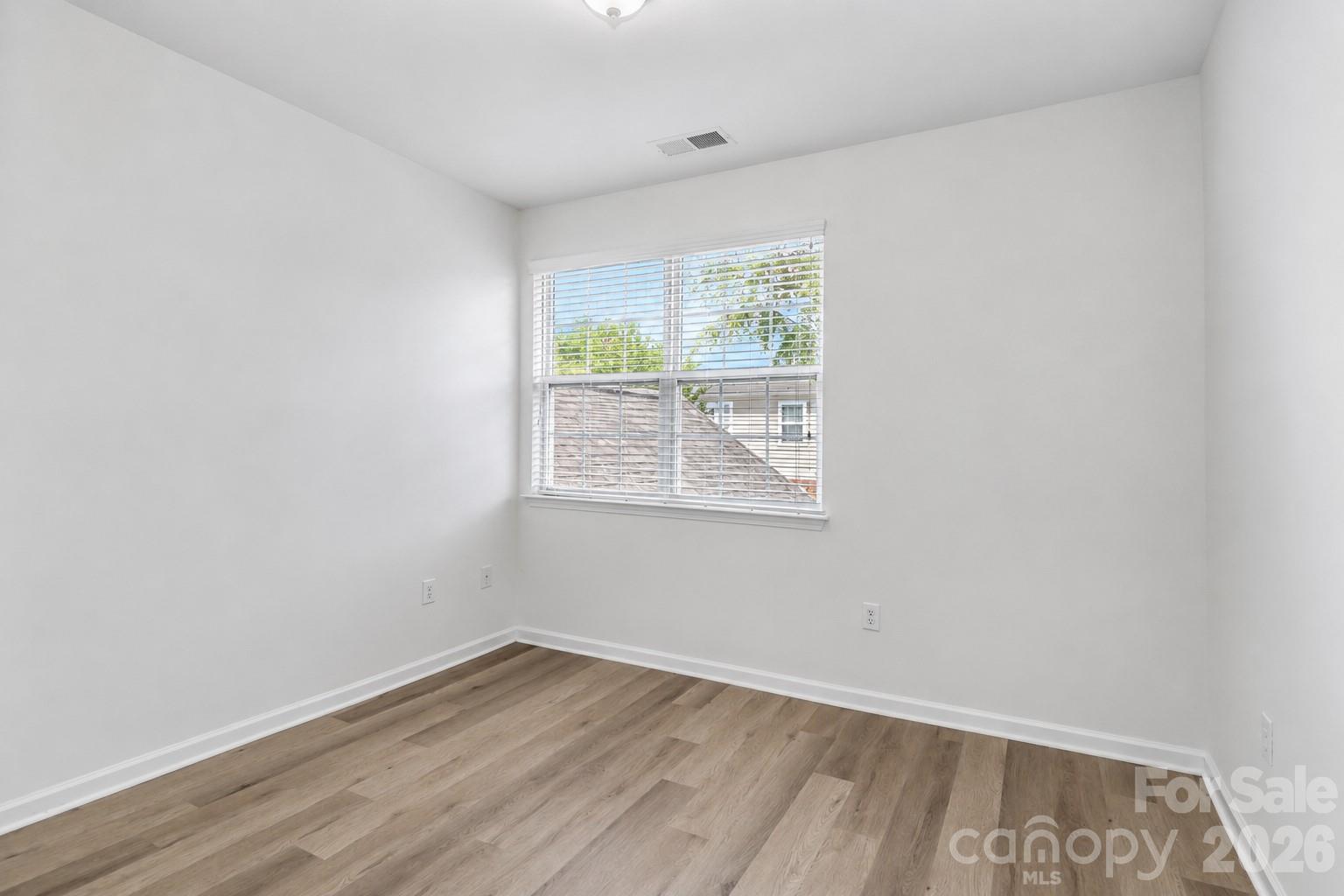 1139 Central Park Circle Property Photo 18