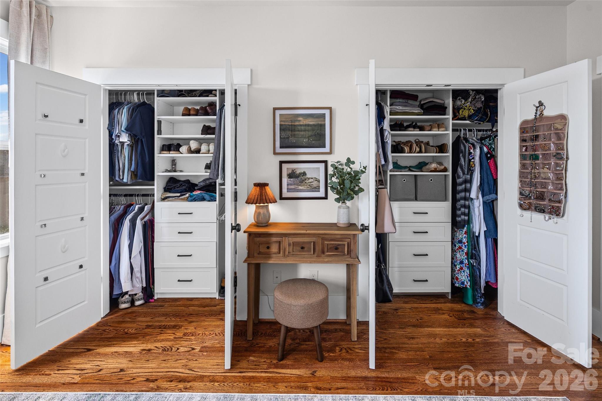 722 Waterscape Court Property Photo 27