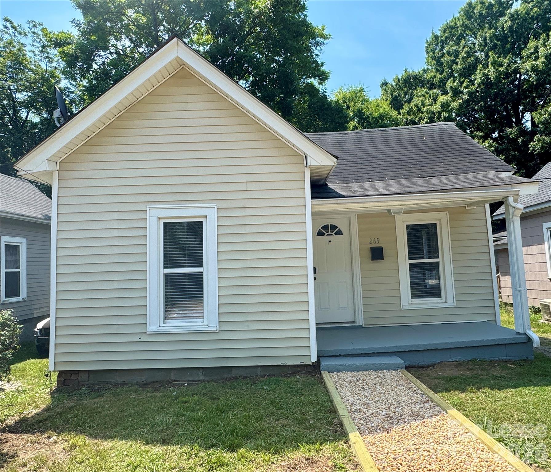 269 Academy Avenue Property Photo 1