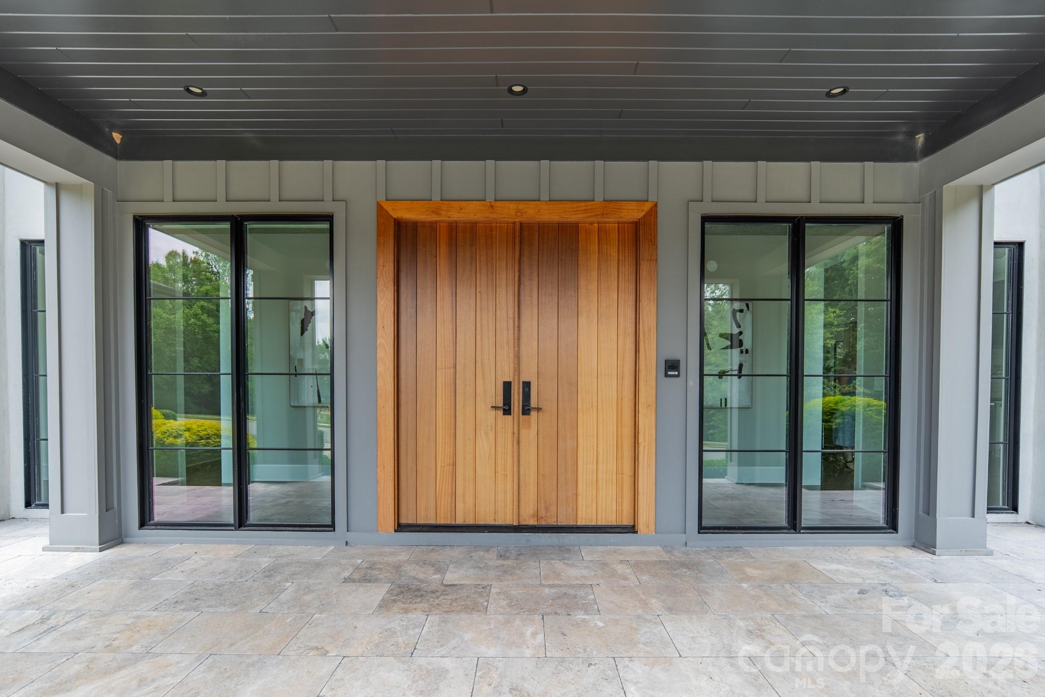 19053 Double Eagle Drive Property Photo 2
