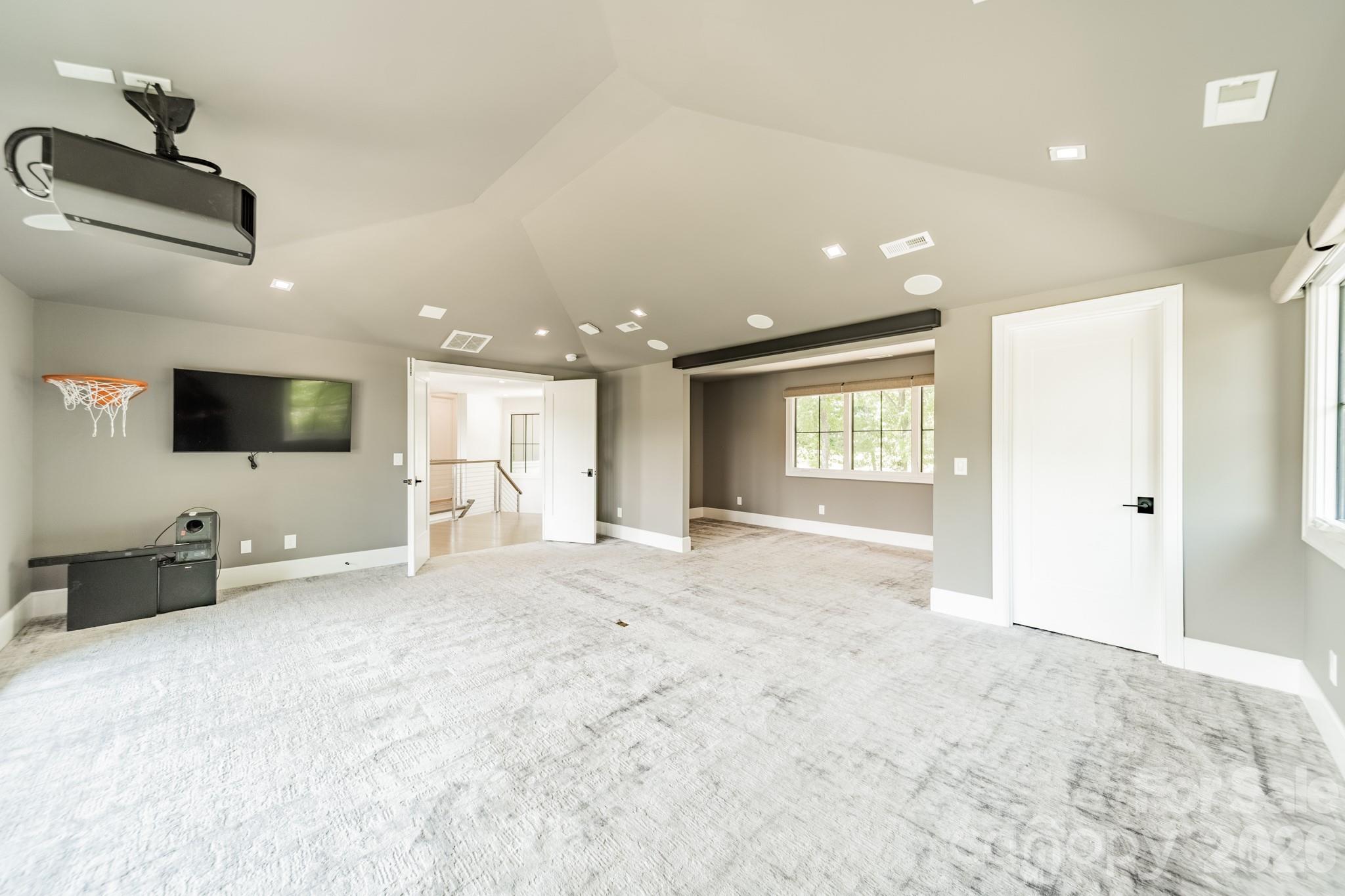 19053 Double Eagle Drive Property Photo 36