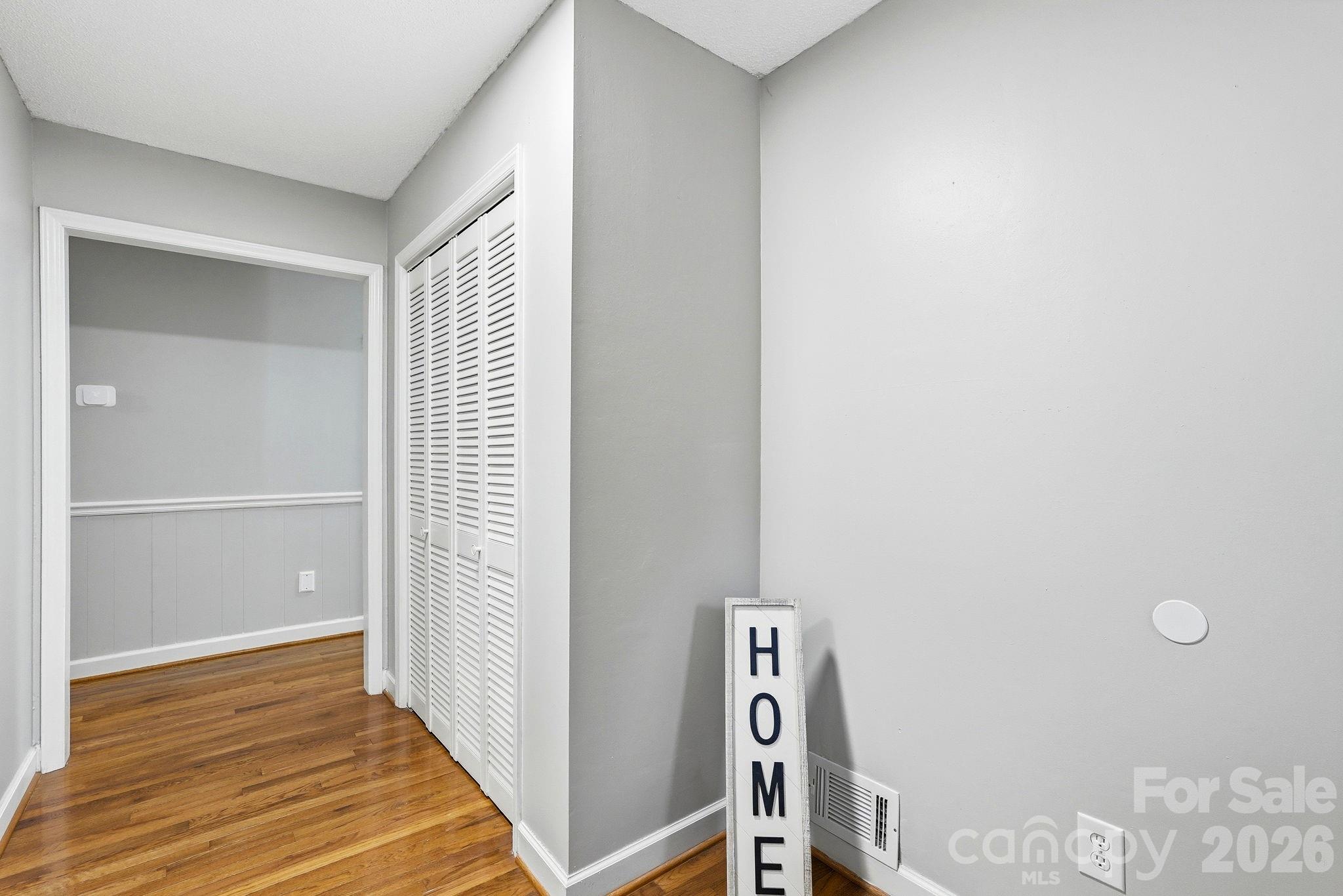 1692 Pads Road Property Photo 6