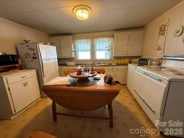 1622 W Park Avenue Property Photo 3