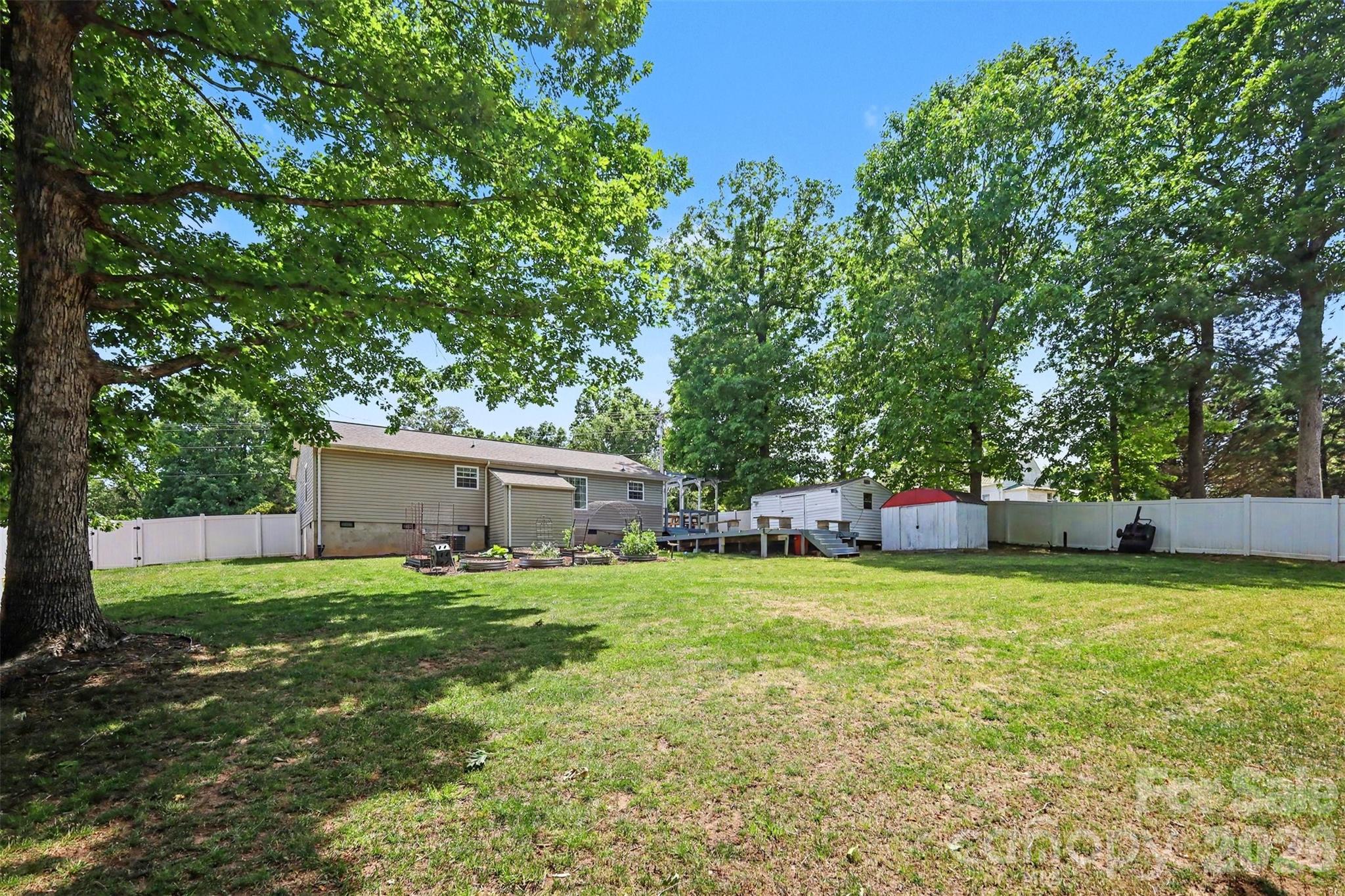 4432 Bennett Road Property Photo 8