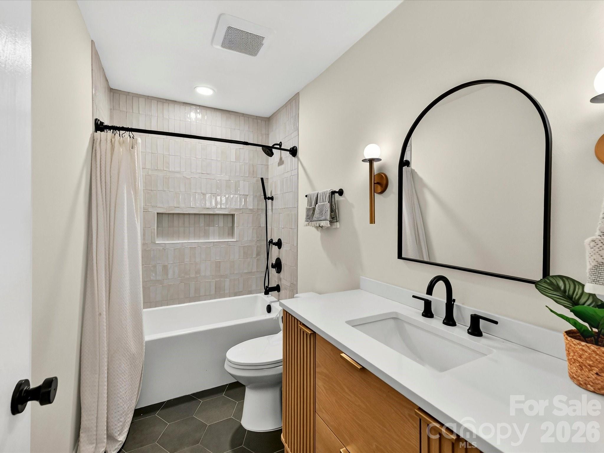 7908 Serendipity Lane Property Photo 29