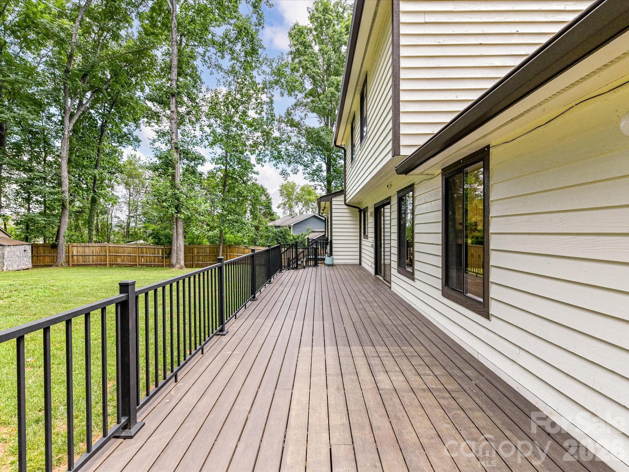 7908 Serendipity Lane Property Photo 31