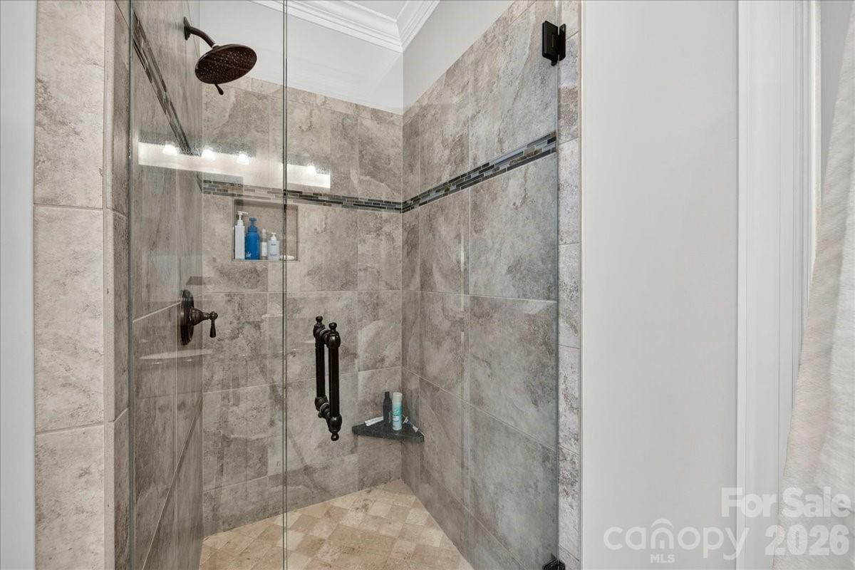 6784 Lynrose Court Property Photo 24