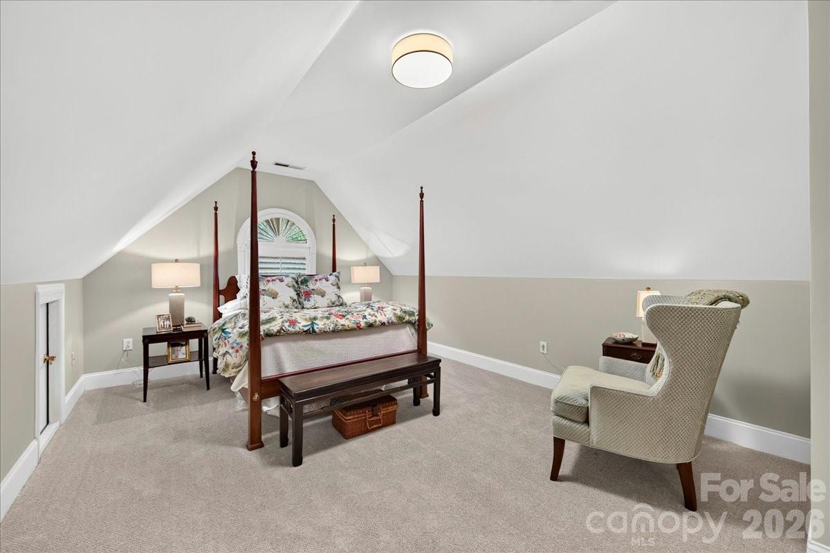 6784 Lynrose Court Property Photo 29